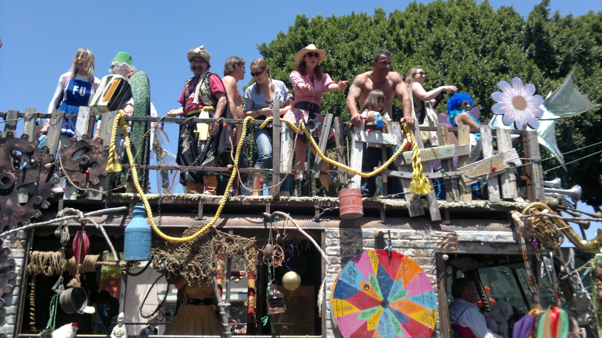 crowd, men, multi colored, standing, large group of people, arts culture and entertainment, hippie desktop nexus, group of people, water, sunlight, shirtless, HD Wallpaper