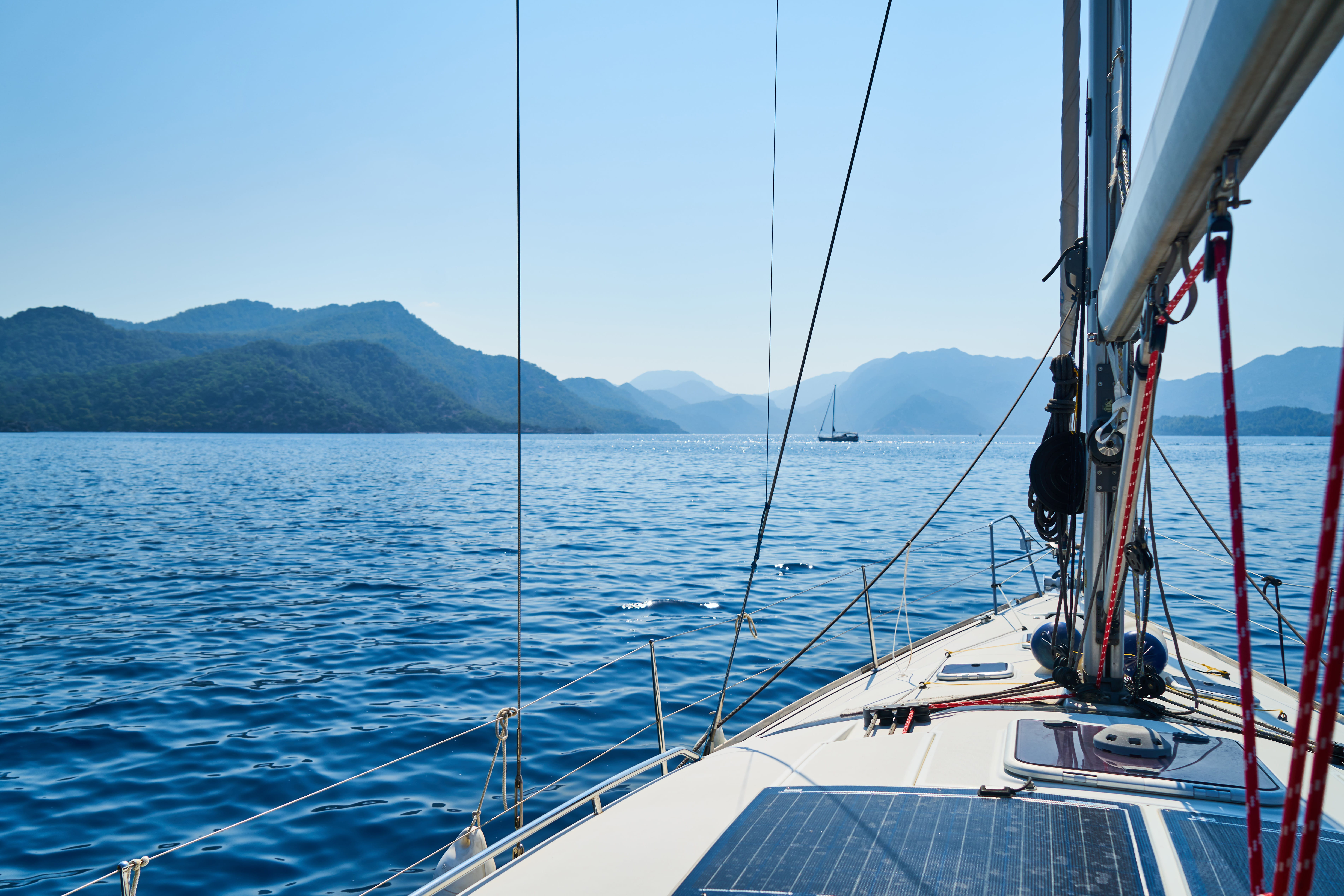 boat, luxury, outdoors, solar, go, sailing, nature, beauty in nature, sailboat, sunlight, maritime, sky, relief, boats, direct, no people, boat deck, yachting, HD Wallpaper