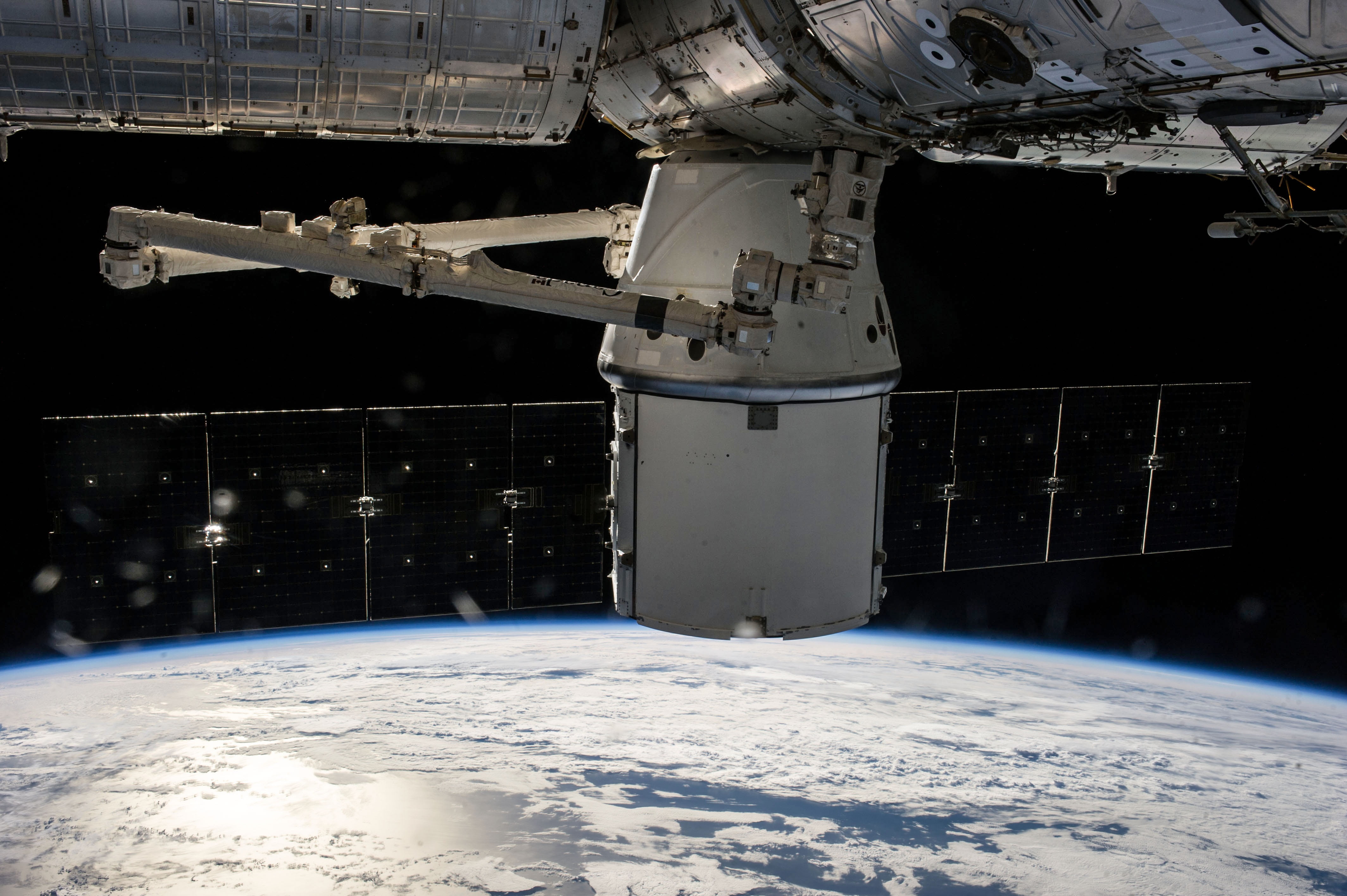 science, scenics - nature, orbit, night, frozen, space, technology, transportation, vehicle, 4K, outer space, nasa, architecture, grey, exploration, travel, HD Wallpaper