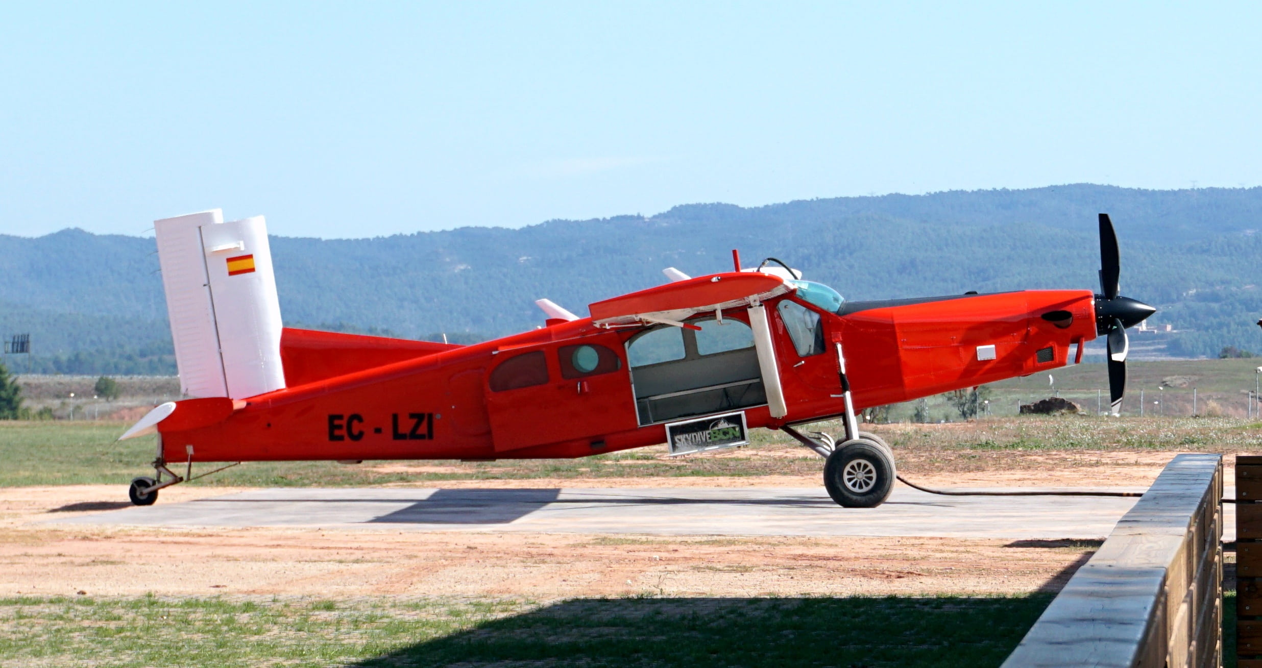 air force, clear sky, airport runway, red, propellers, motion, mode of transportation, airport, cockpit, travel, nature, transportation, wings, sky, no people, HD Wallpaper