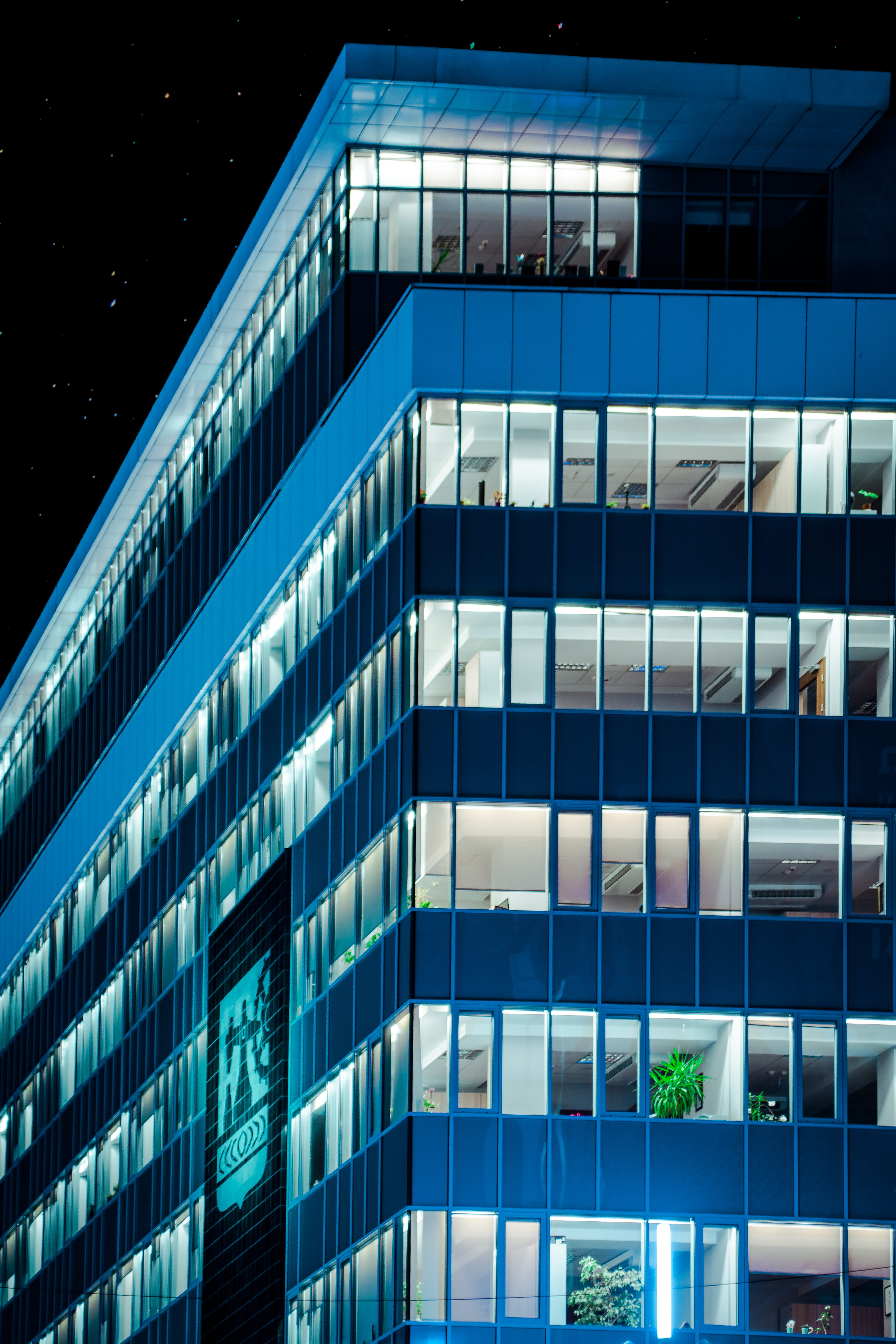 exterior, katowice, pattern, built structure, luxury, building exterior, modern, nighttime, nature, glass, high rise, geometric shape, window, skyscraper, Phone HD Wallpaper