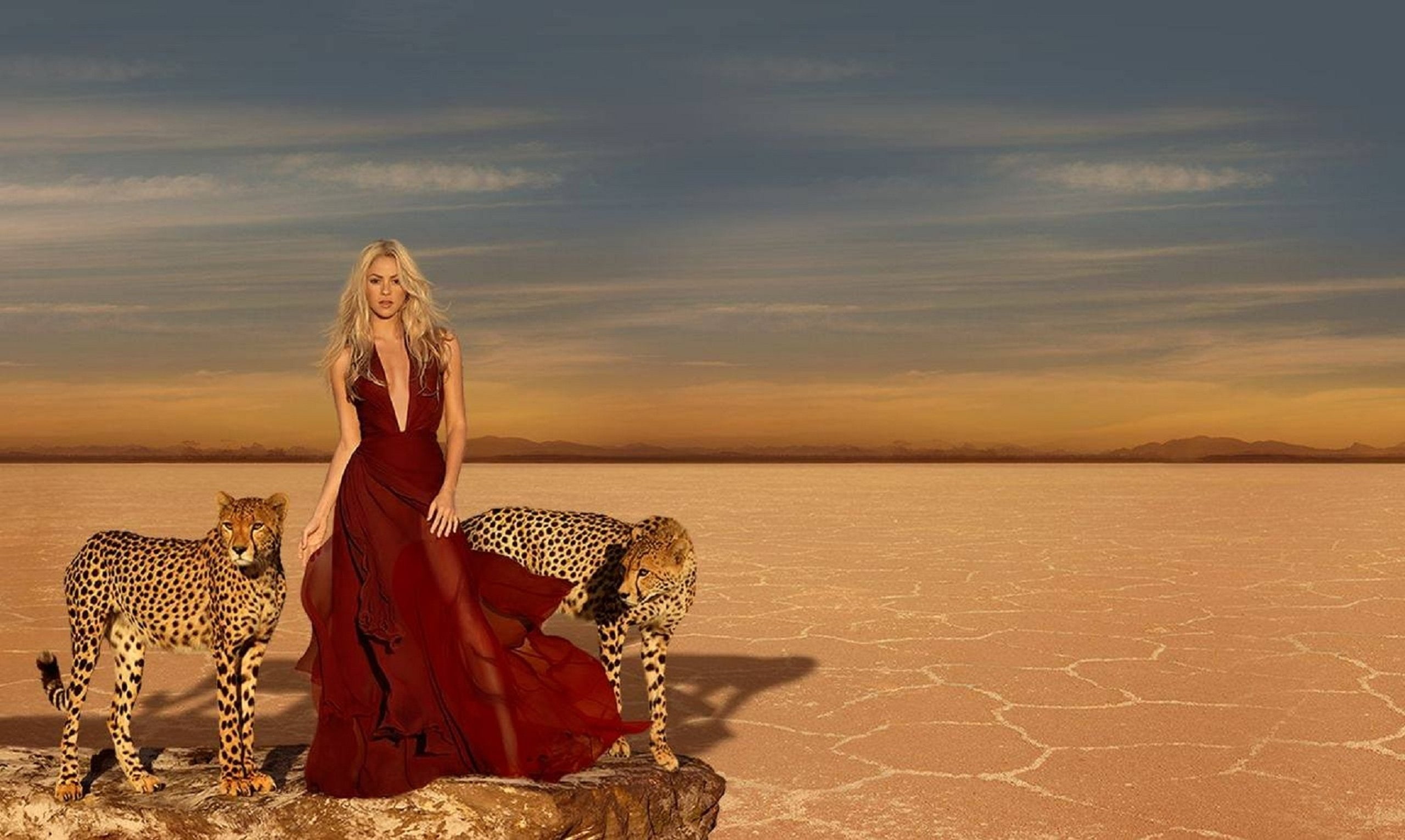 dress, girl, female, woman, photoshoot, beauty, singer, gown, photography, shakira, red, desert, cheetahs, beautiful, 2K, HD Wallpaper