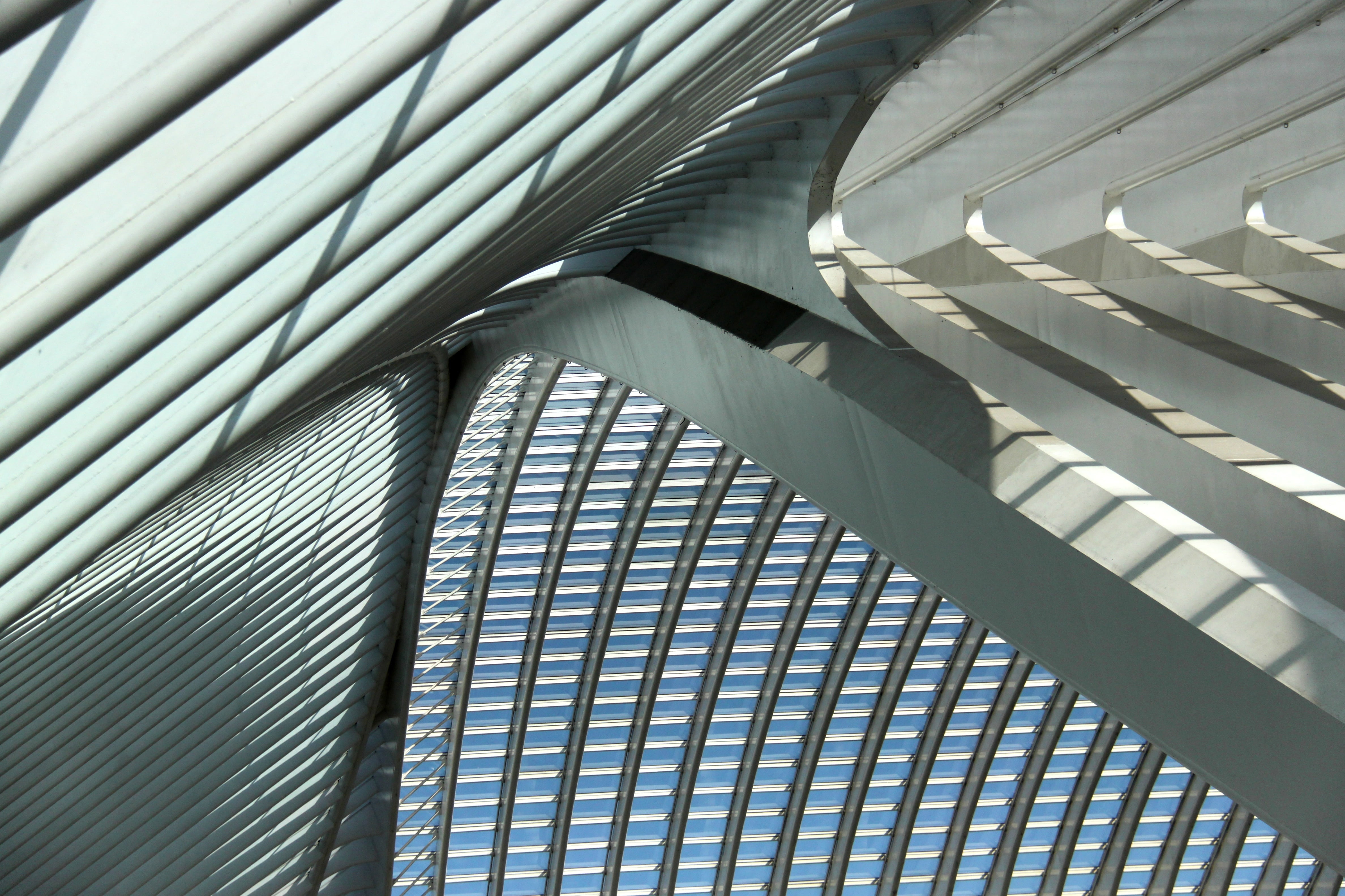silver colored, train station, day, no people, abstract backgrounds, steel, close-up, full frame, city, bridge, pattern, low angle view, glass - material, HD Wallpaper