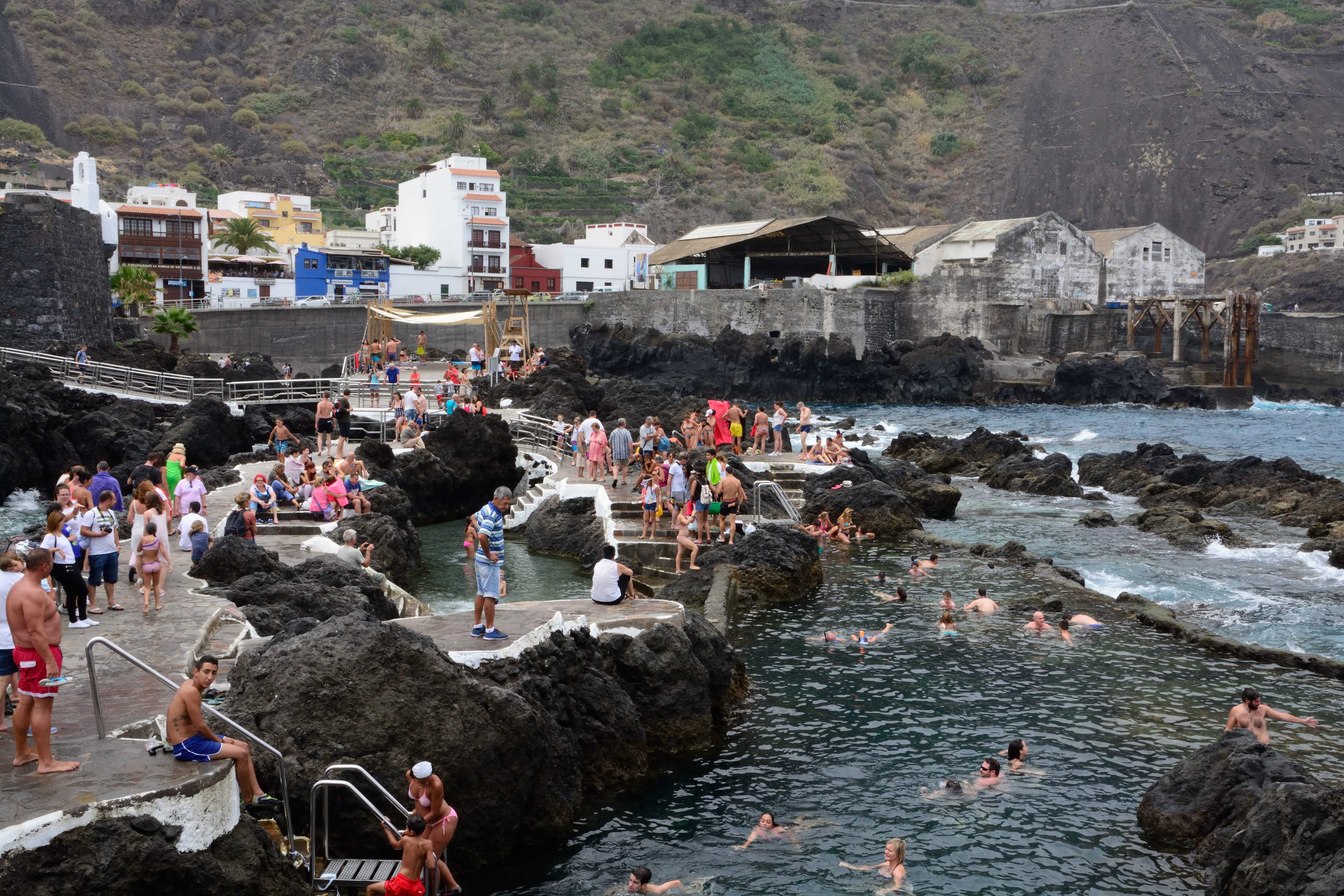 day, architecture, summer, piscina naturale, crowd, solid, bathing, spirituality, place of worship, group of people, rock - object, built structure, real people, HD Wallpaper