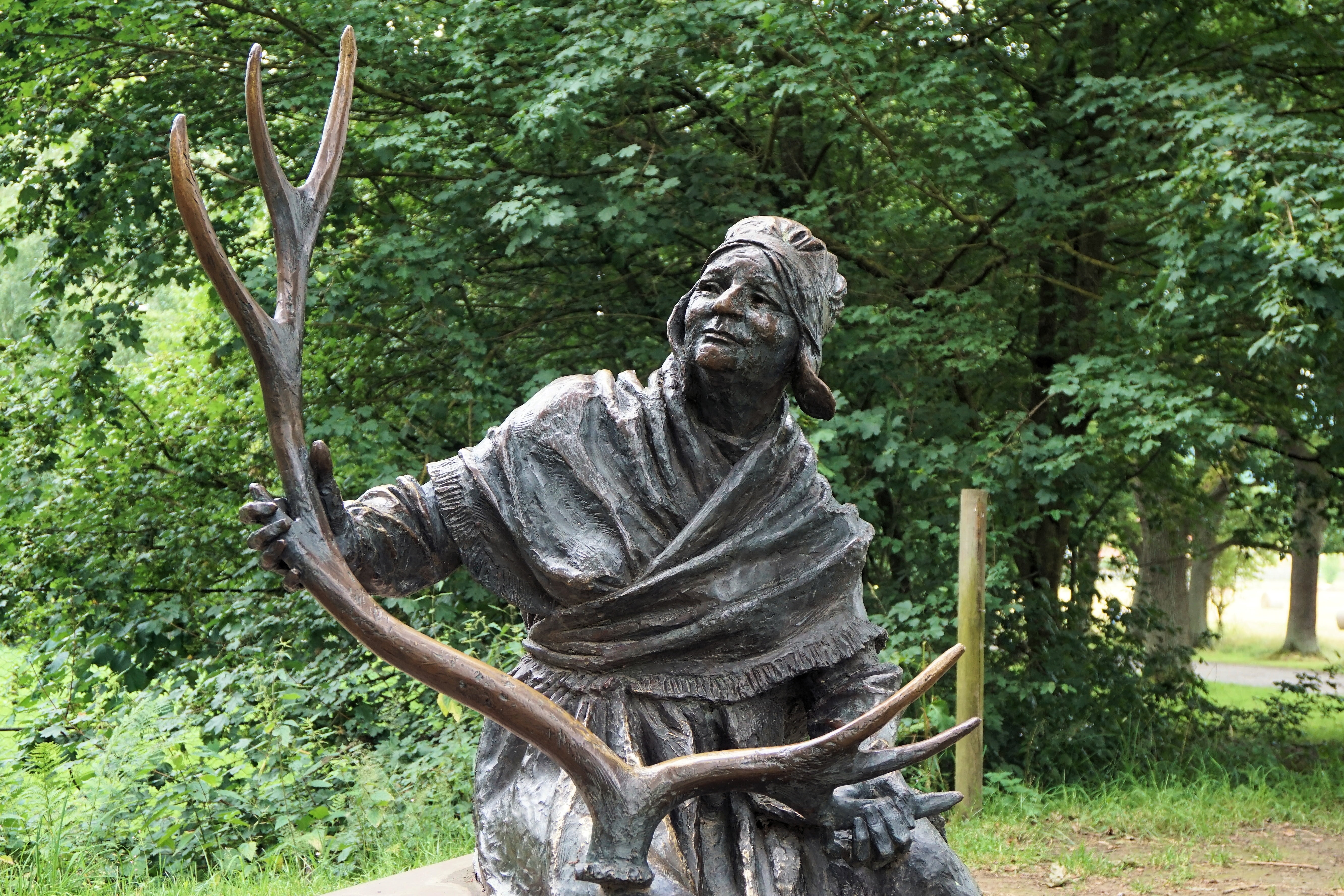 nature, green color, park, art, tree, woman, sababurg castle, outdoors, sculpture, craft, bronze statue, art and craft, bronze, 5K, branch, day, statue, HD Wallpaper