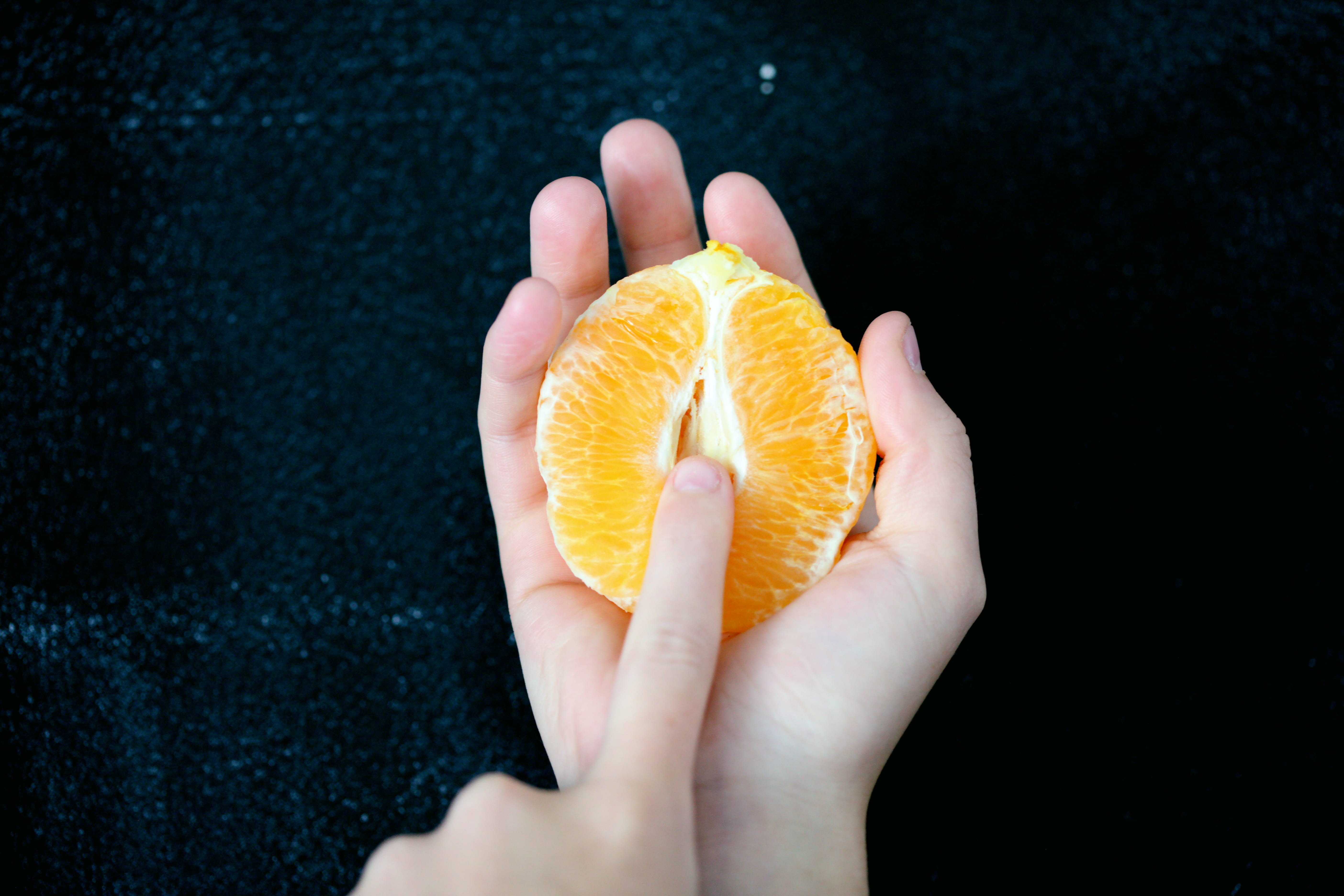 health, color, hand, freshness, finger, personal perspective, food, fruit, woman, flora, juicy, grapefruit, body part, sweet, healthy eating, citrus fruit, HD Wallpaper