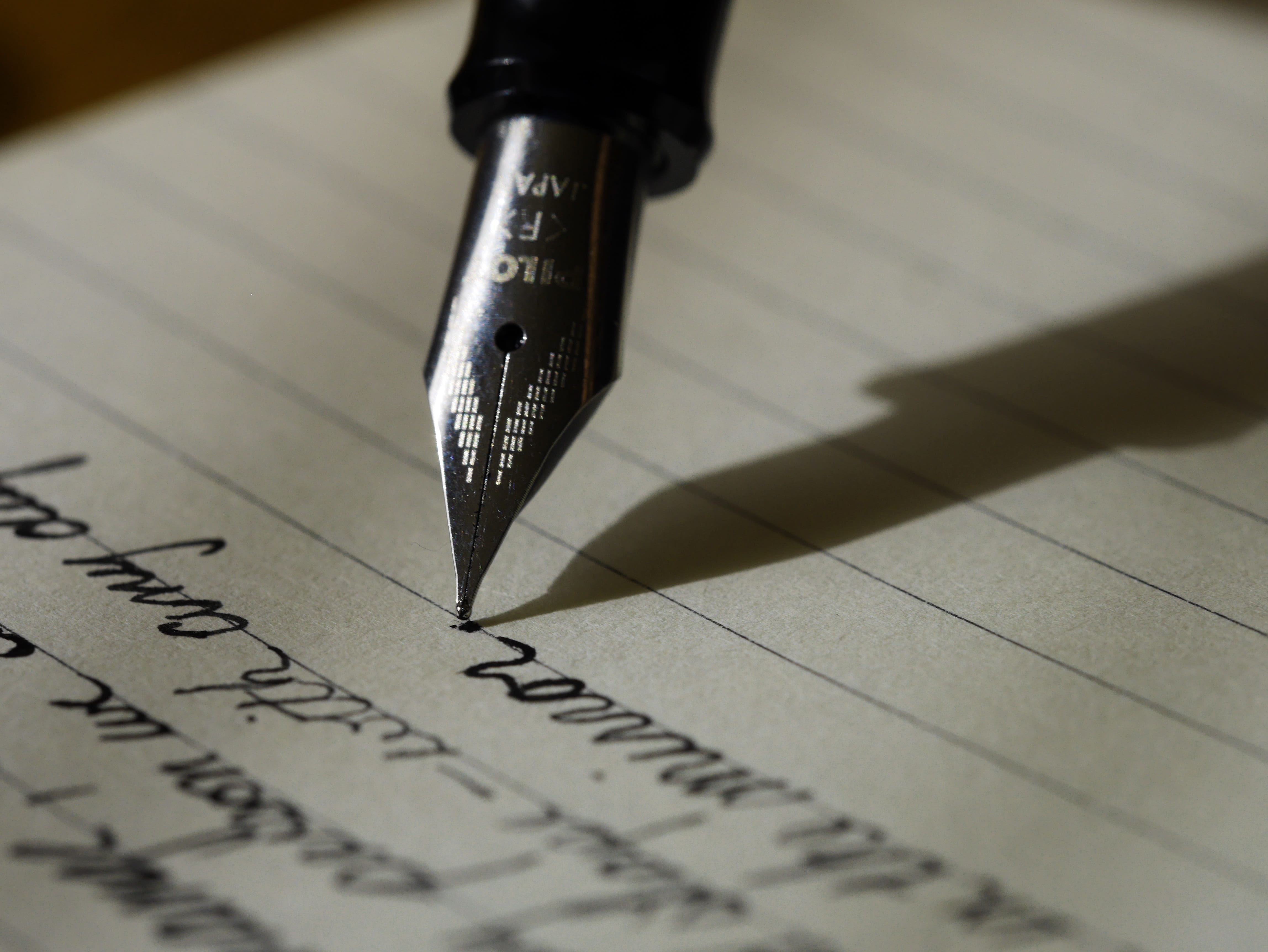 focus on foreground, calligraphy, quink, 4K, close-up, pen, report, writing, written, notebook, lines, stainless, shadow, handwriting, high angle view, HD Wallpaper