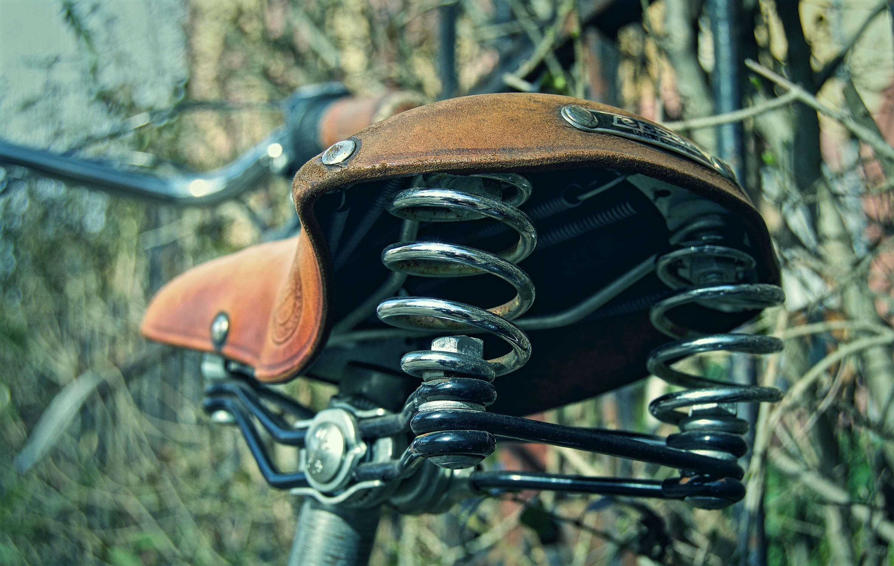 metal, hanging, handlebar, outdoors, used, detail, hand labor, stainless, tree, steel, manufactory, nature, land, day, easily, handle, leather saddle, saddle, HD Wallpaper