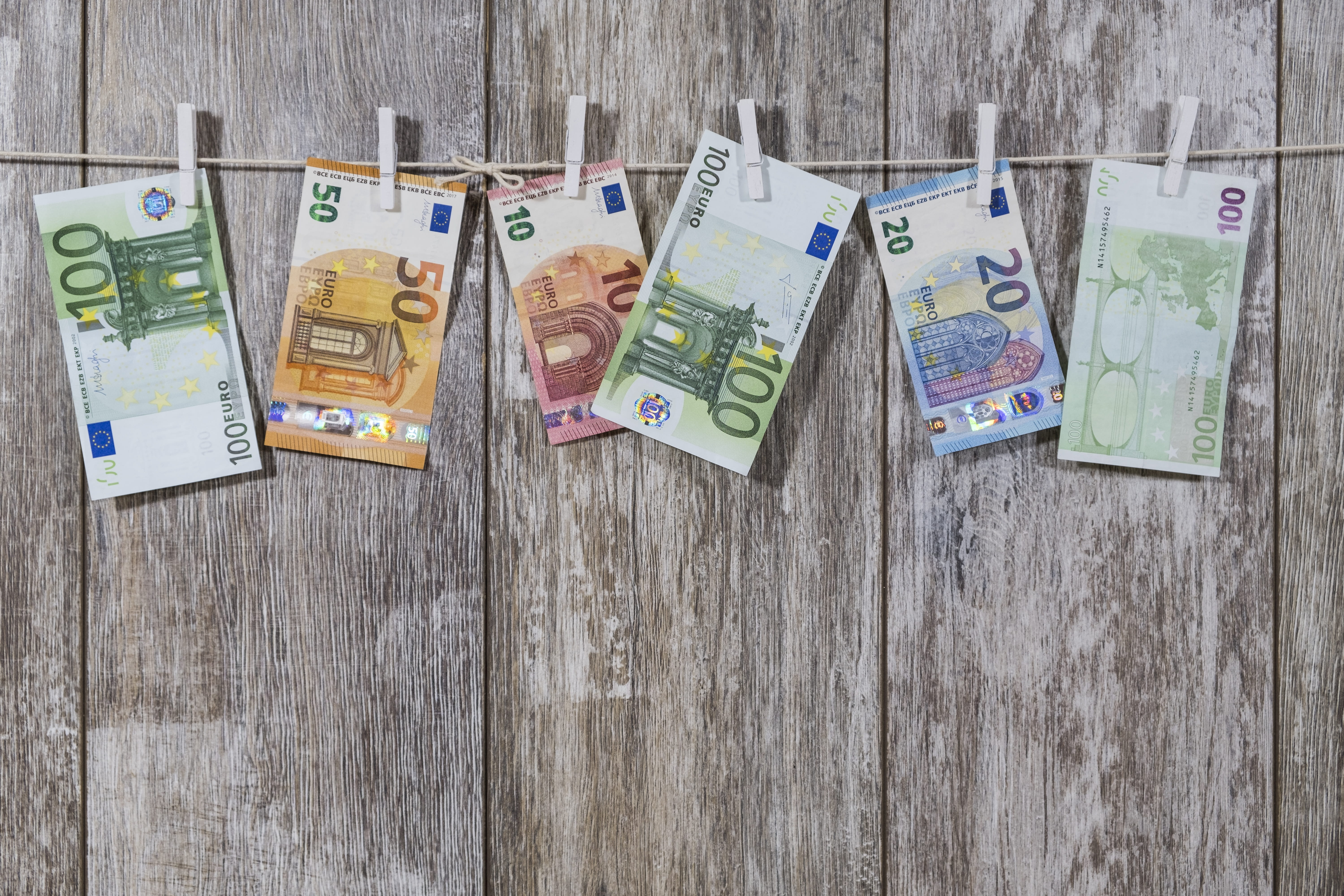 give, bank note, clothes line, gift, postcard, side by side, text, table, birthday card, wood - material, finance, no people, banknotes, paper currency, HD Wallpaper