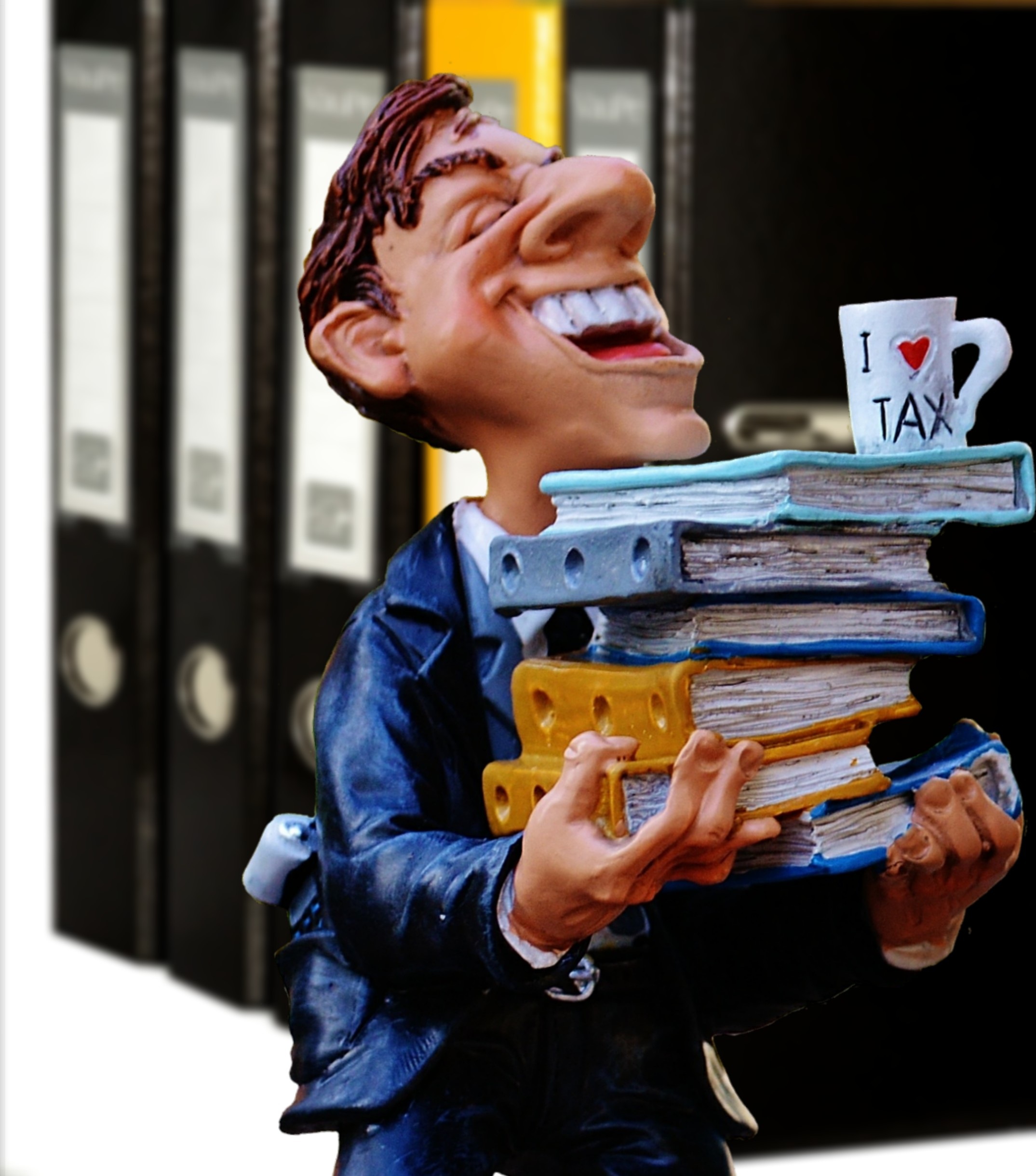 holding, mouth open, figurine, men, mug, schedule, book, one person, man, males, food and drink, child, front view, papers, real people, office, indoors, Phone HD Wallpaper