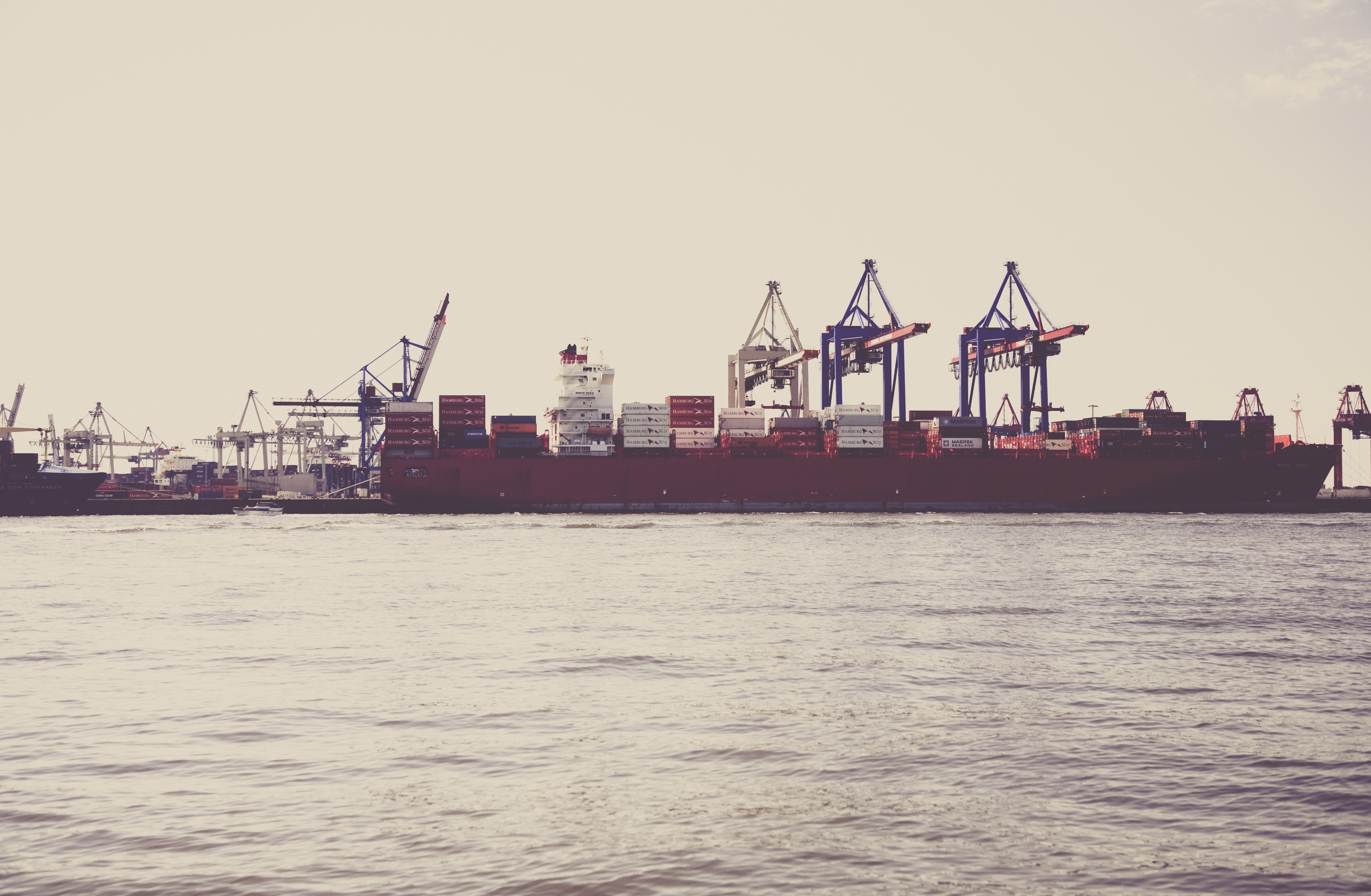 pier, shipping, no people, urban, panorama, industry, germany, cranes, mode of transportation, nature, bank building, architecture, consumption, global, HD Wallpaper