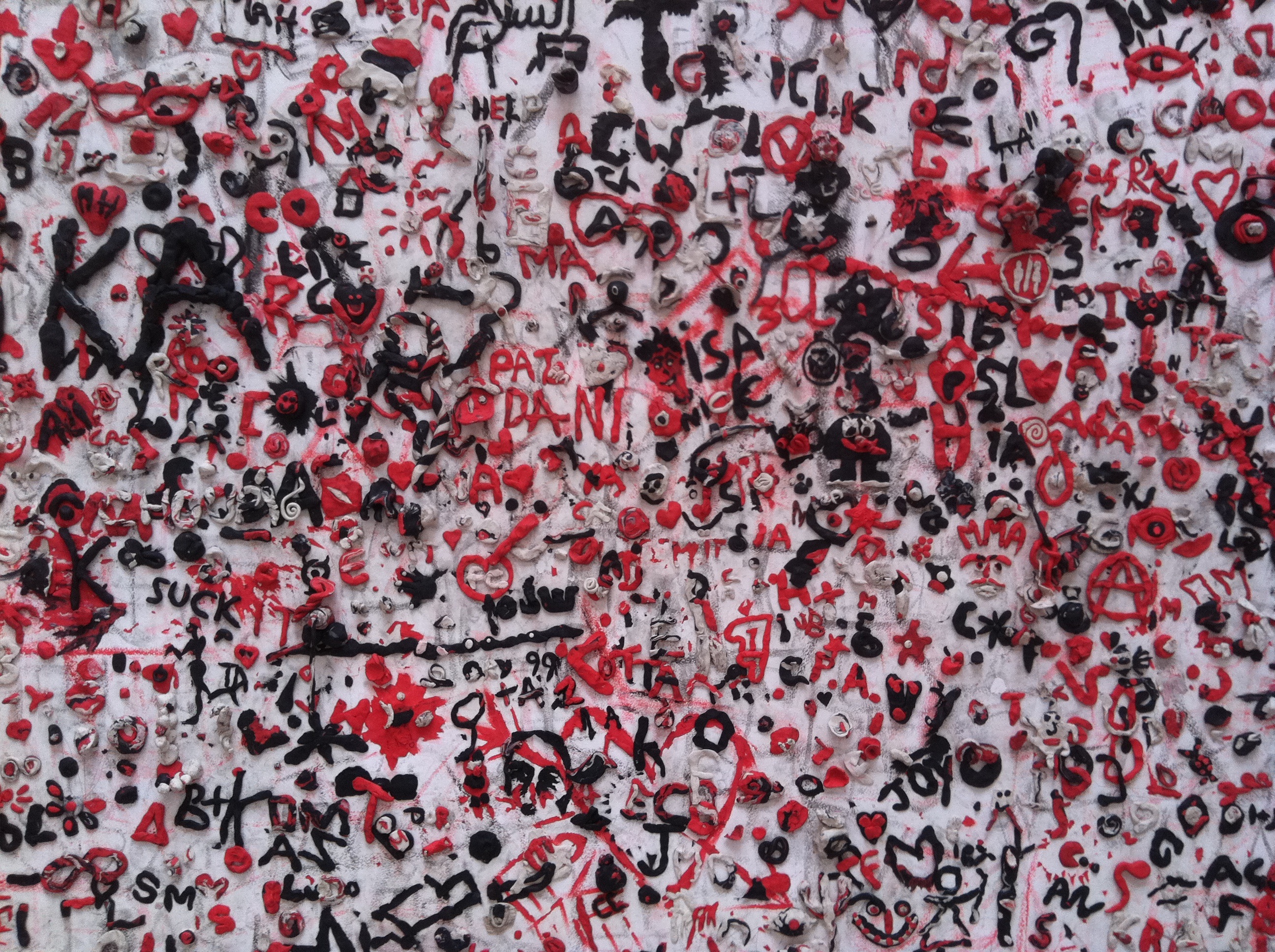 architecture, full frame, backgrounds, abundance, day, text, chaos, built structure, creativity, art and craft, freshness, wall, art, flower, red, no people, HD Wallpaper
