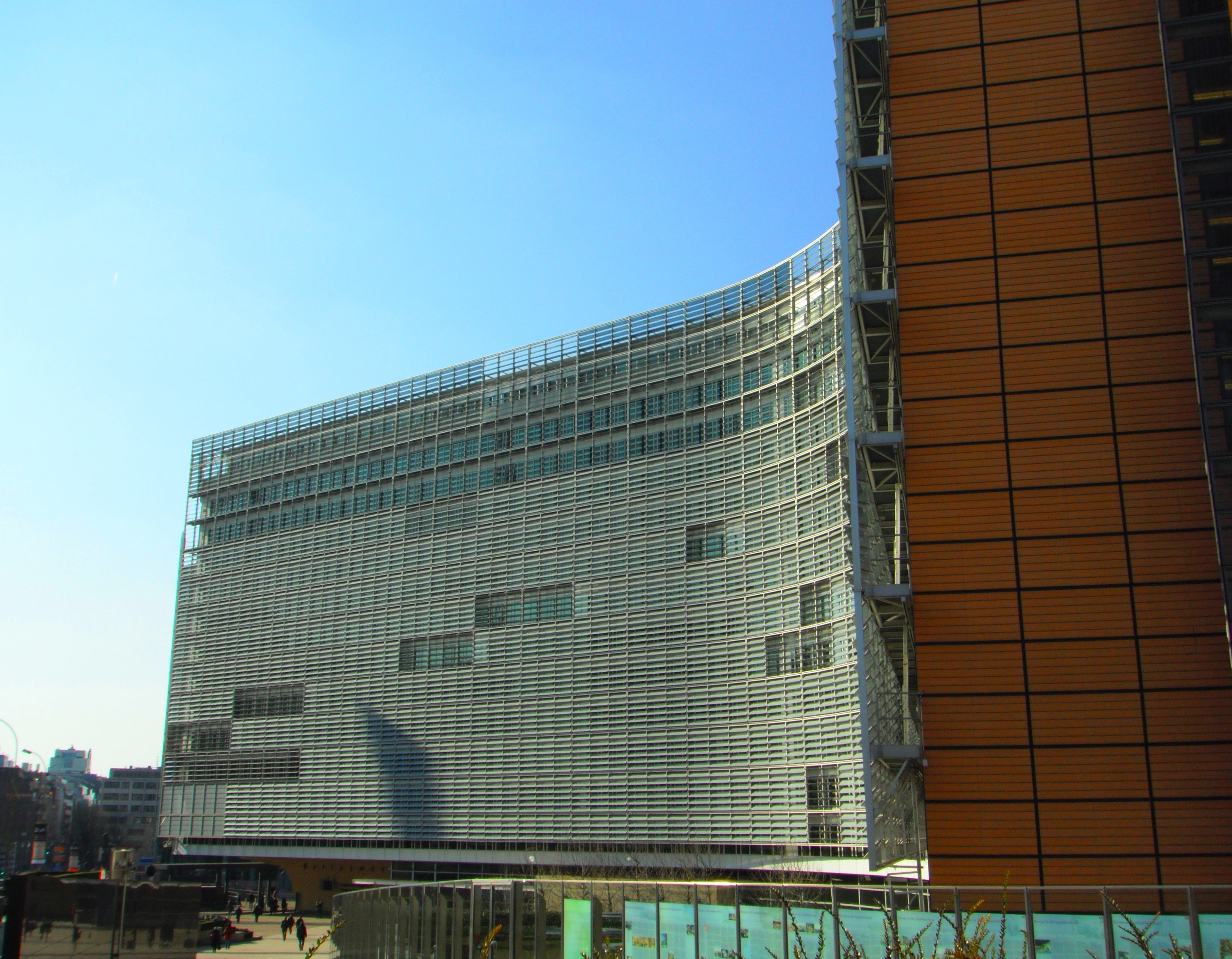 europe, european union, building exterior, day, sky, nature, building, skyscraper, modern, clear sky, office building exterior, architecture, tall - high, HD Wallpaper