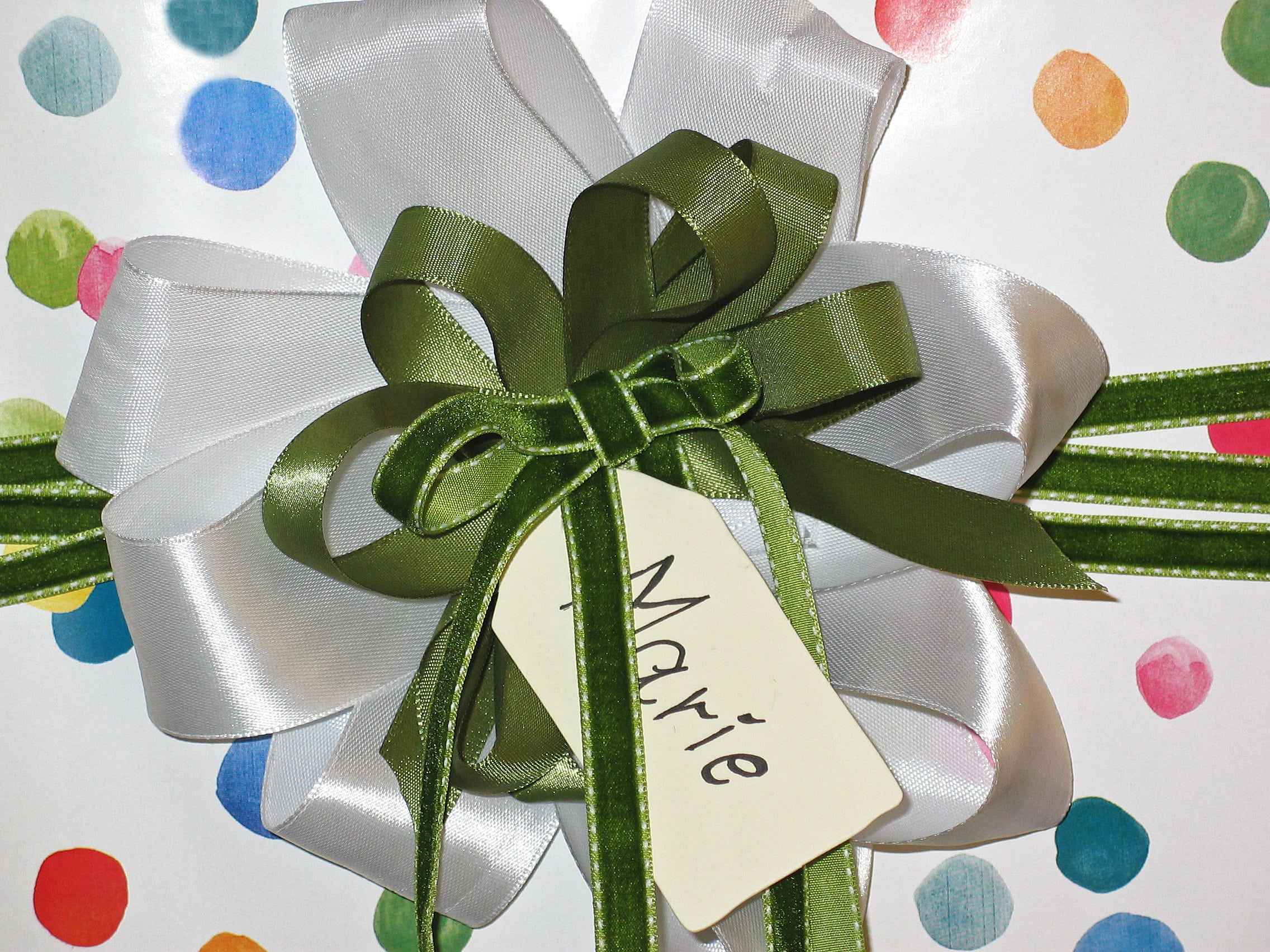 greeting, packed, ribbon, for you, green, 1080P, celebration, no people, give away, packaging, look forward, paper, birthday, background, unpack, tied, HD Wallpaper
