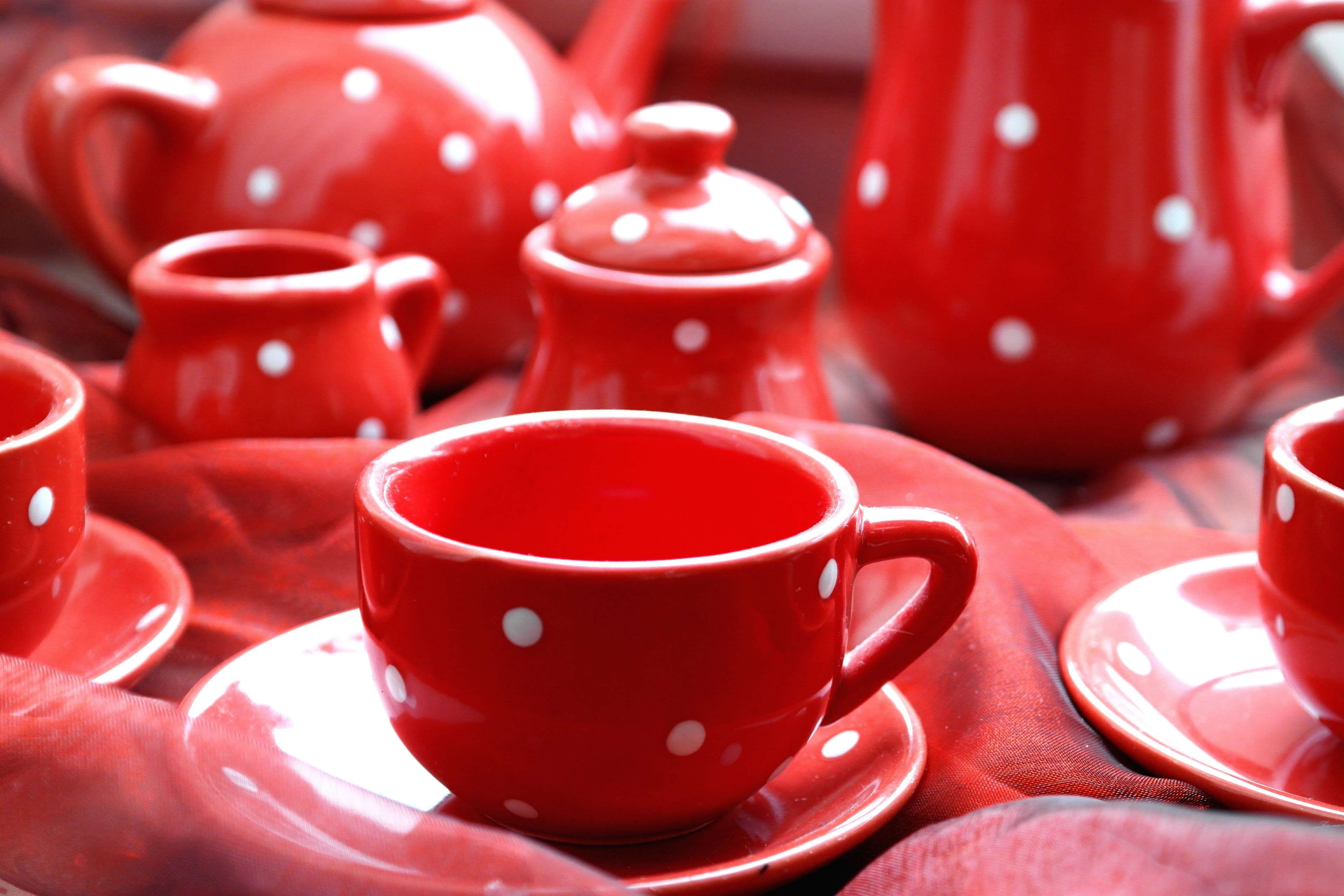 porcelain, new, breakfast, polka dots, no people, tea - hot drink, tea cup, tea, large group of objects, coffee, hot, mugs, shiny, 4K, ceramic, coffee cup, HD Wallpaper