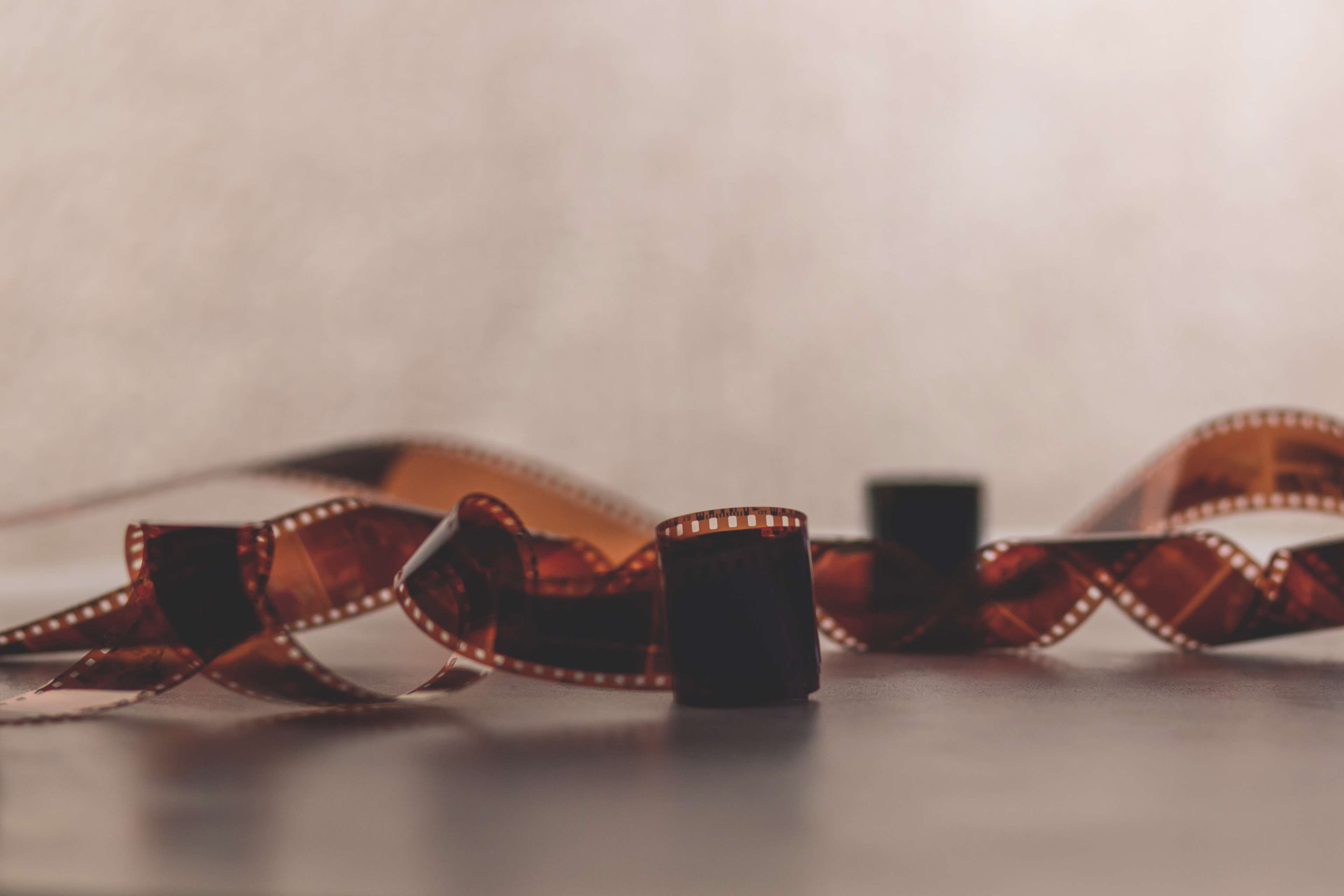 retro, table, focus on foreground, simplicity, close up, luxury, no people, photography themes, still life, photos, glasses, 4K, fashion, close-up, filmstrip, HD Wallpaper