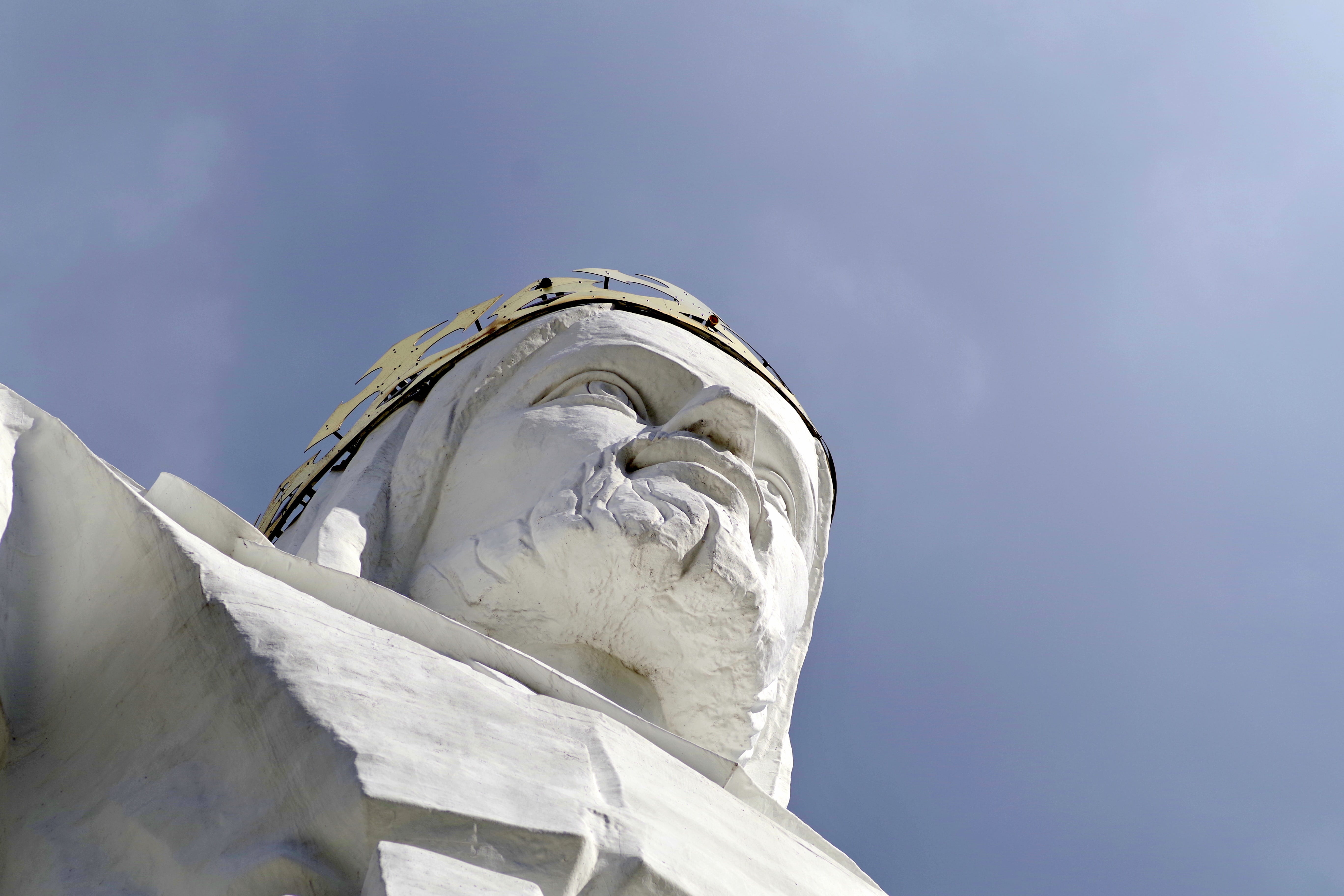 day, religion, human representation, 5K, art and craft, low angle view, christianity, nature, snow, jesus, the biggest, catholicism, enormous, craft, architecture, HD Wallpaper