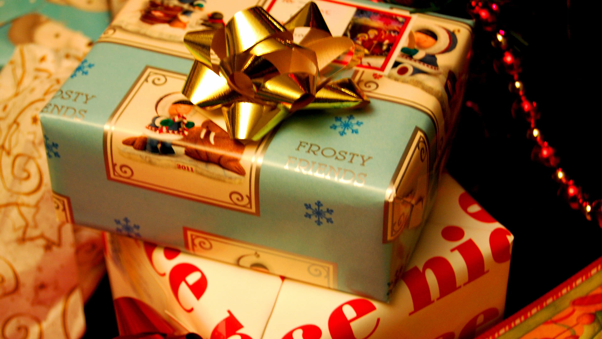 event, gift, paper, financial, finance, euro, box - container, object, ingot, xmas, celebration, christmas, christmas ornament, gold colored, no people, HD Wallpaper