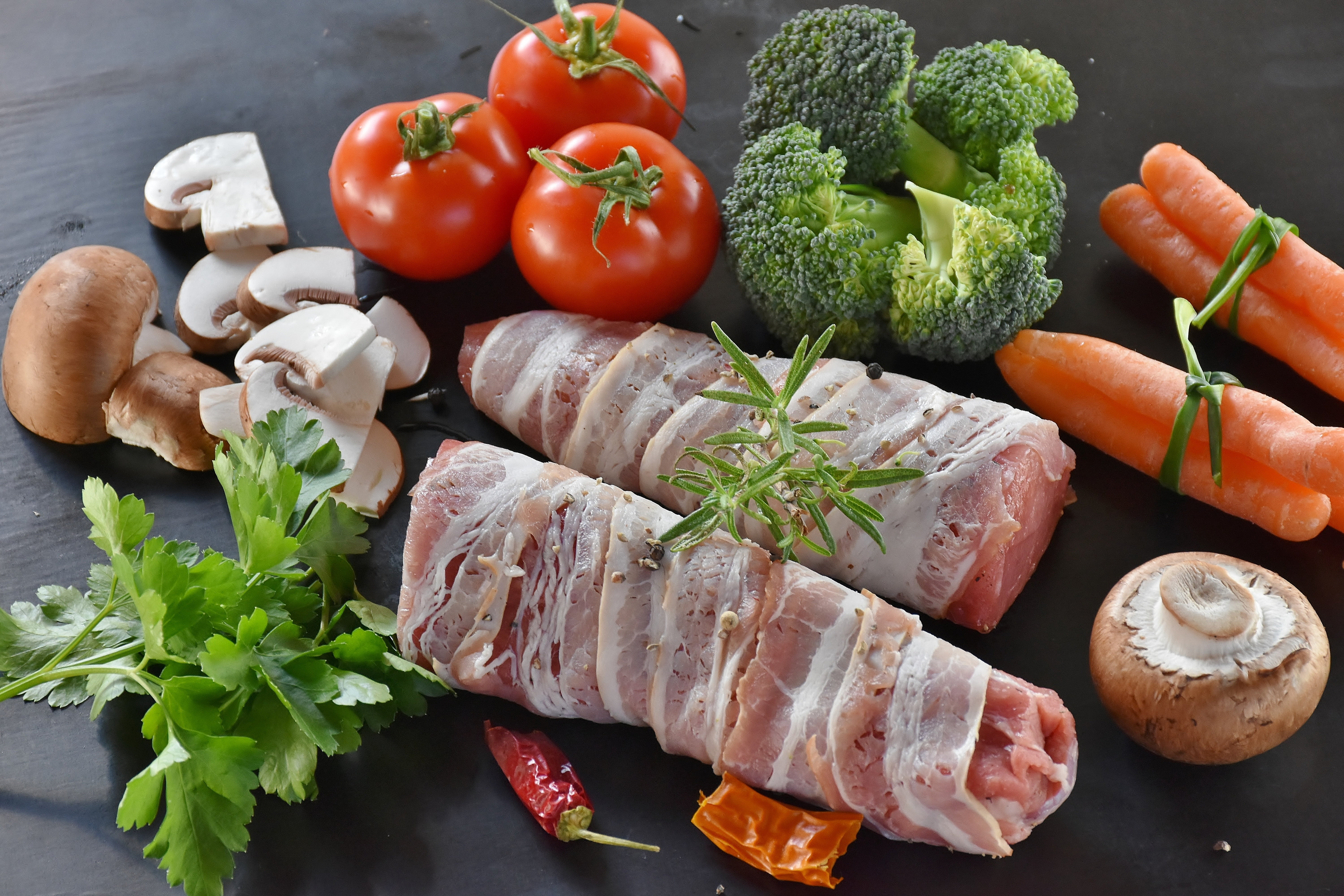 food photo, meat, tomatoes, fruit, kitchen, food-photography, mushrooms, vegetables, photo, herbs, raw food, nutrition, slice, choice, pig, wrapped, ingredient, HD Wallpaper