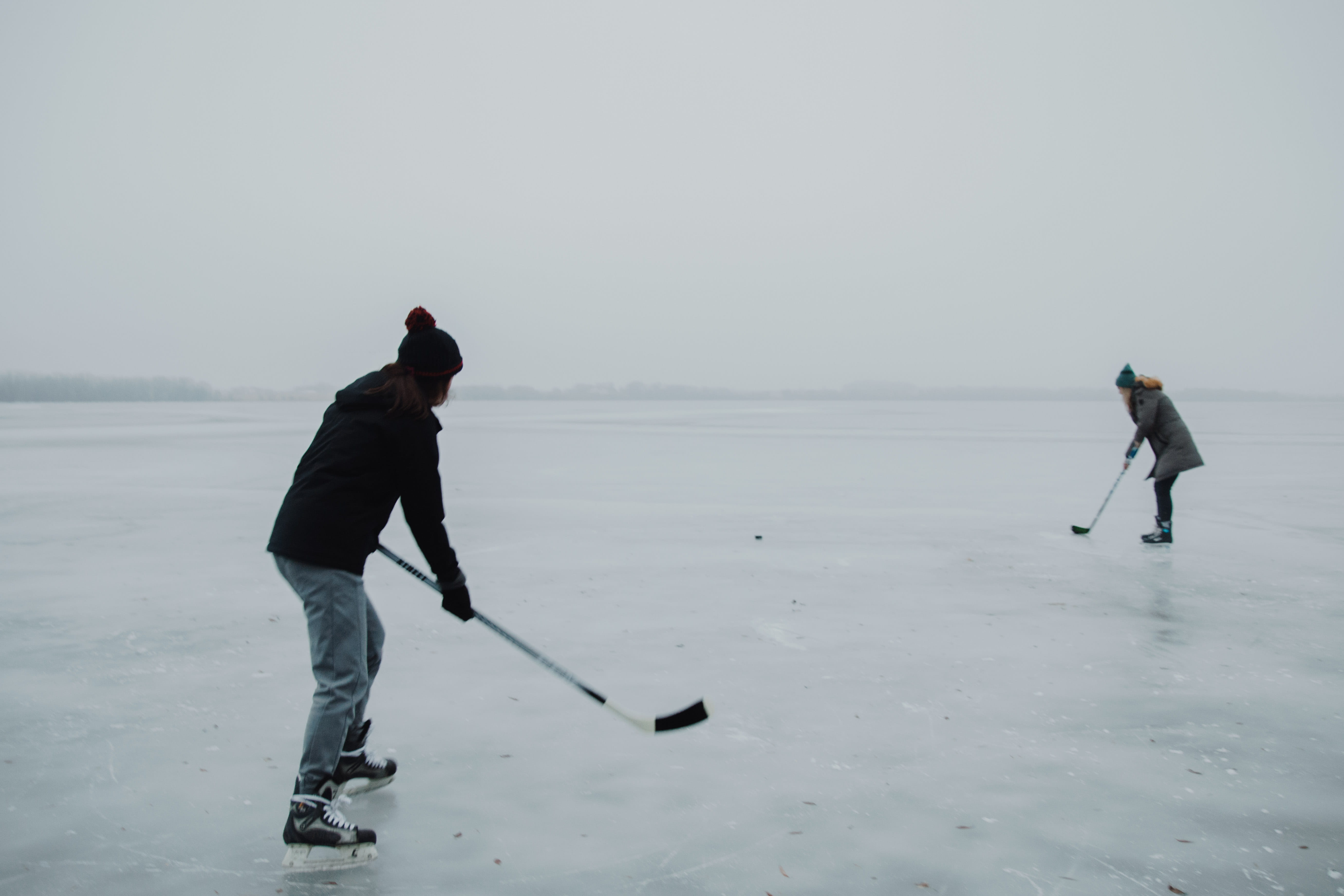 playing, ice skating, frozen, frozen lake, leisure activity, winter sport, 5K, cold temperature, side view, ice, rink, skates, outdoors, pond hockey, grey, HD Wallpaper