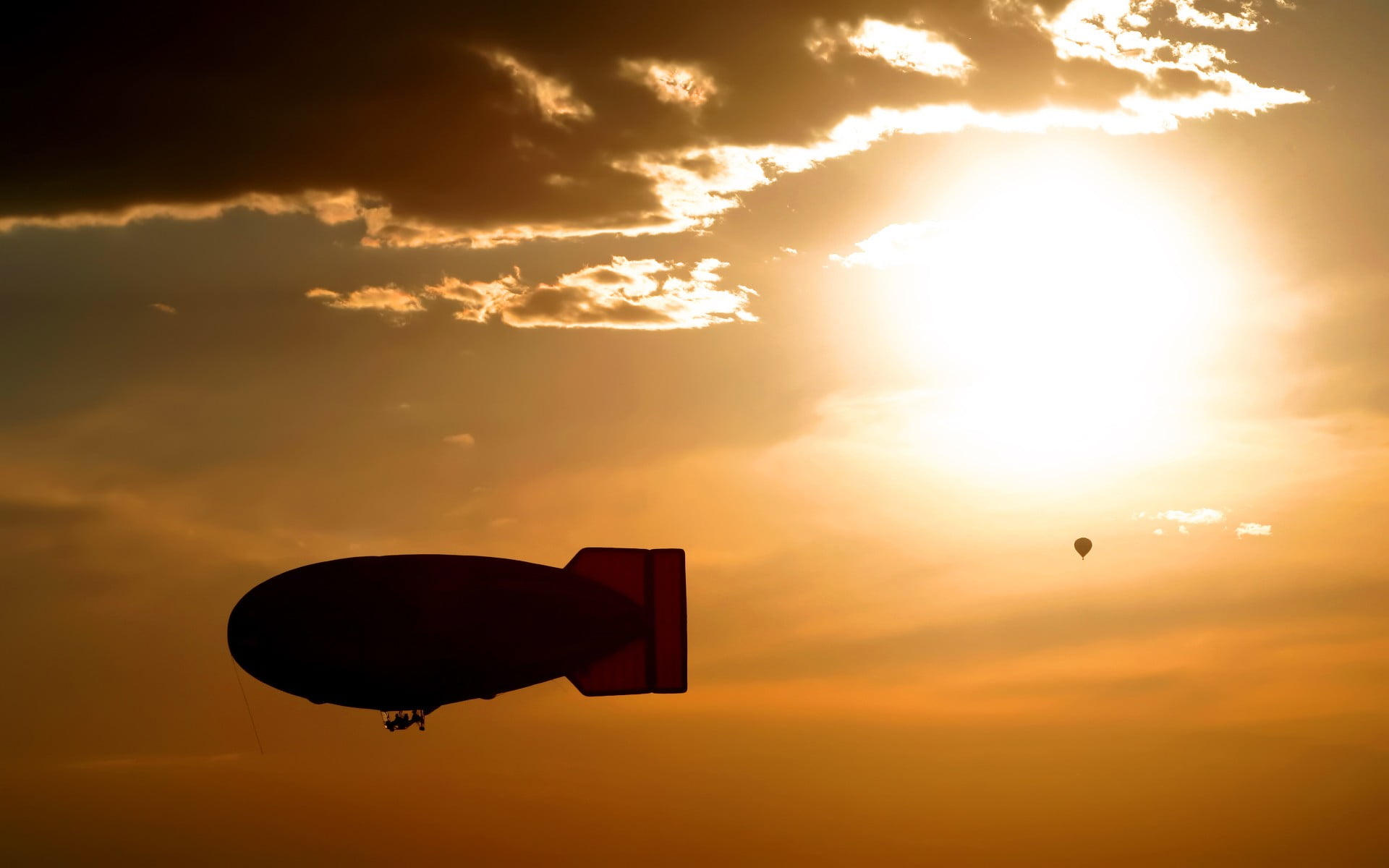 lens flare, sun, beauty in nature, street, lighting equipment, Zeppelin, low angle view, sunbeam, no people, silhouette, 1080P, outdoors, red, nature, HD Wallpaper