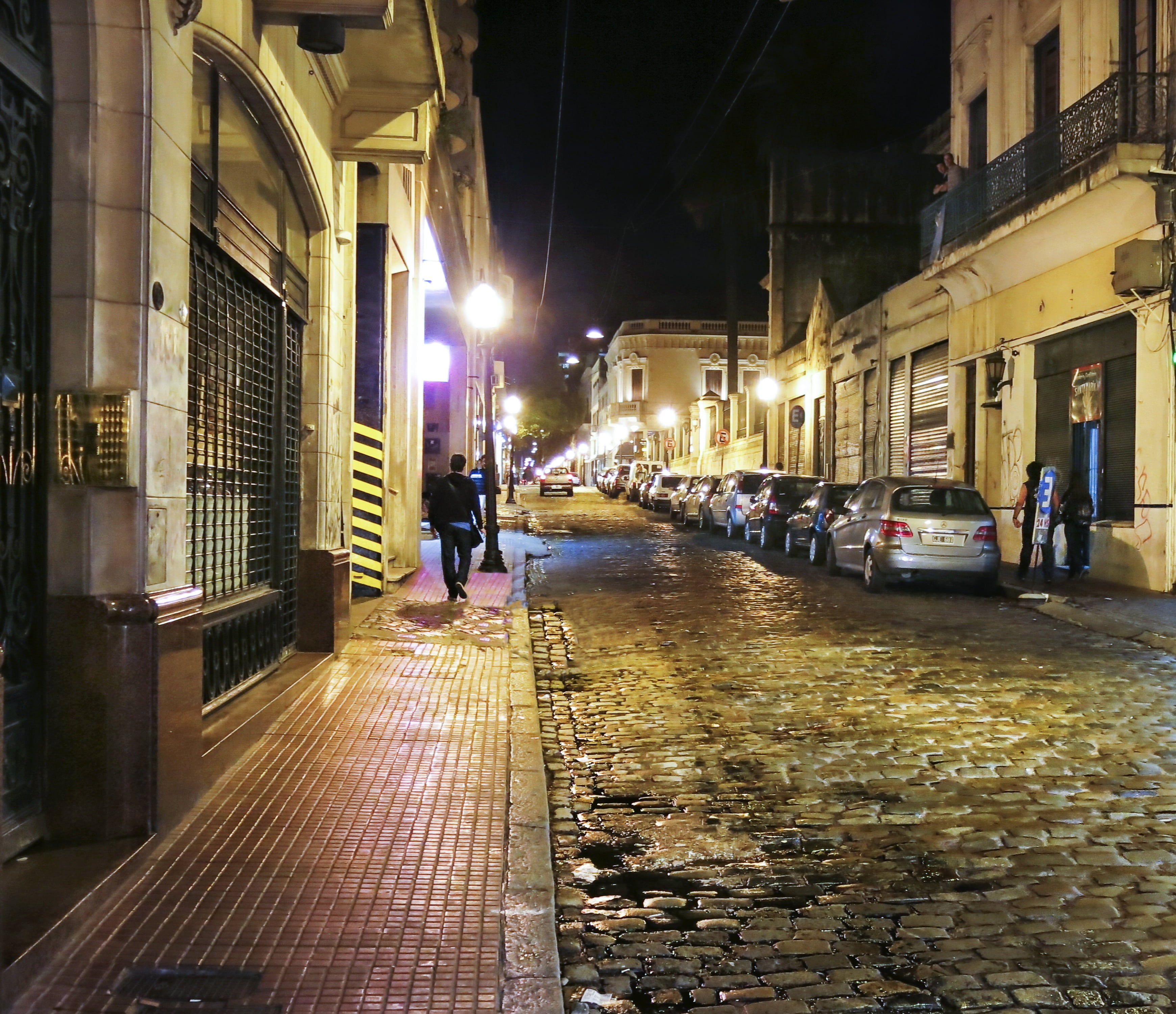 building, argentina, built structure, city, urban, outdoors, lighting equipment, the way forward, architecture, 2K, street, walking, incidental people, HD Wallpaper