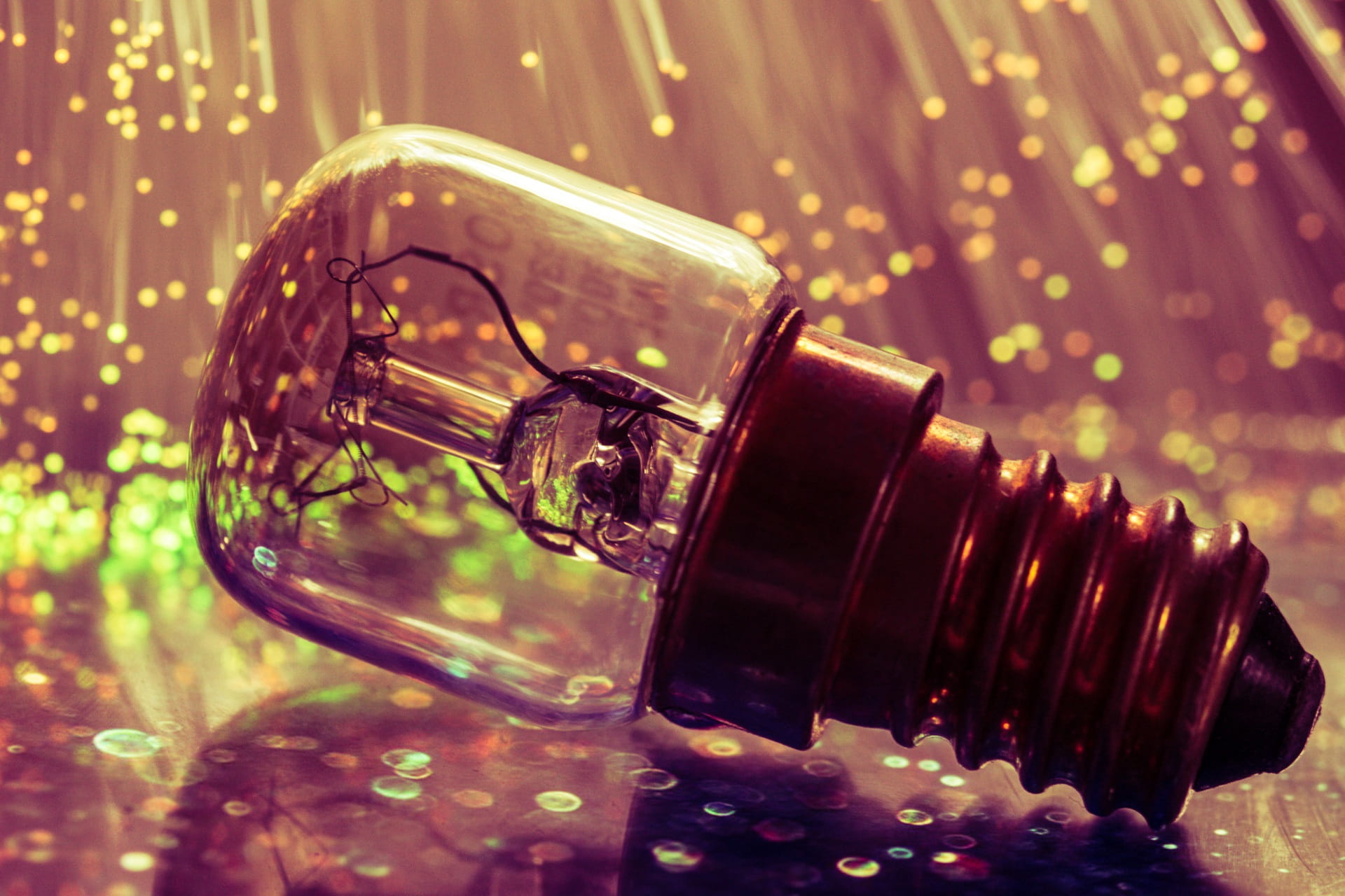 light bulb, shed light, lighting equipment, electricity, lamp, shiny, indoors, power supply, light off, 1080P, close-up, electrical component, food and drink, HD Wallpaper