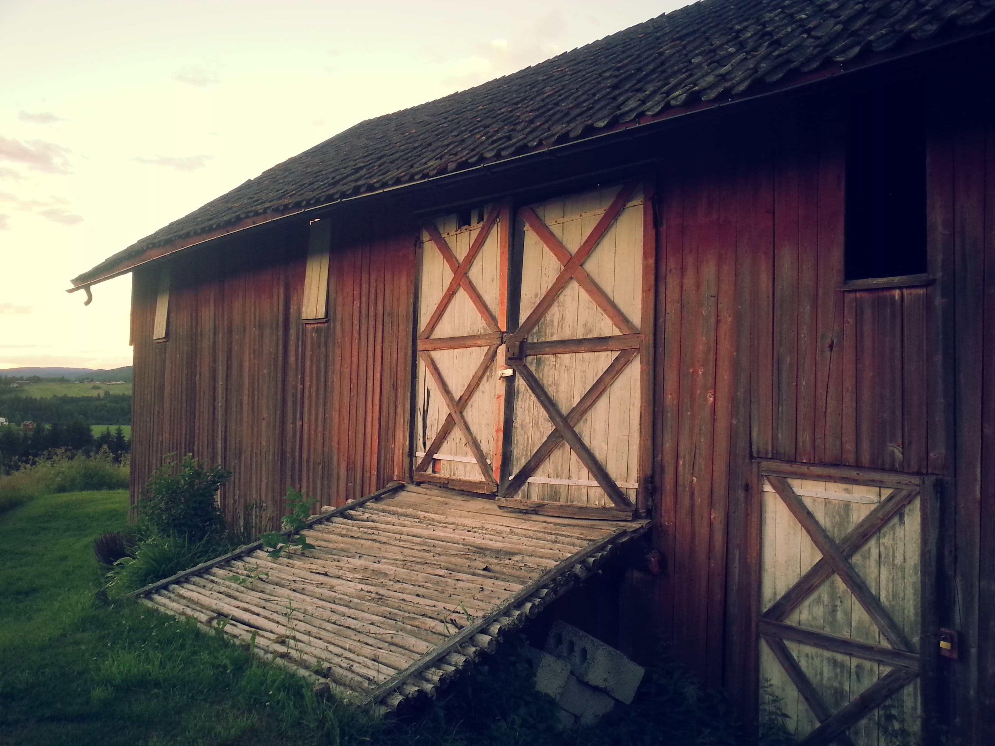 residential district, no people, sunset, house, hut, roof, norway, ranch, countryside, plant, outdoor, building exterior, farmyard, door, light, old, dairy, HD Wallpaper