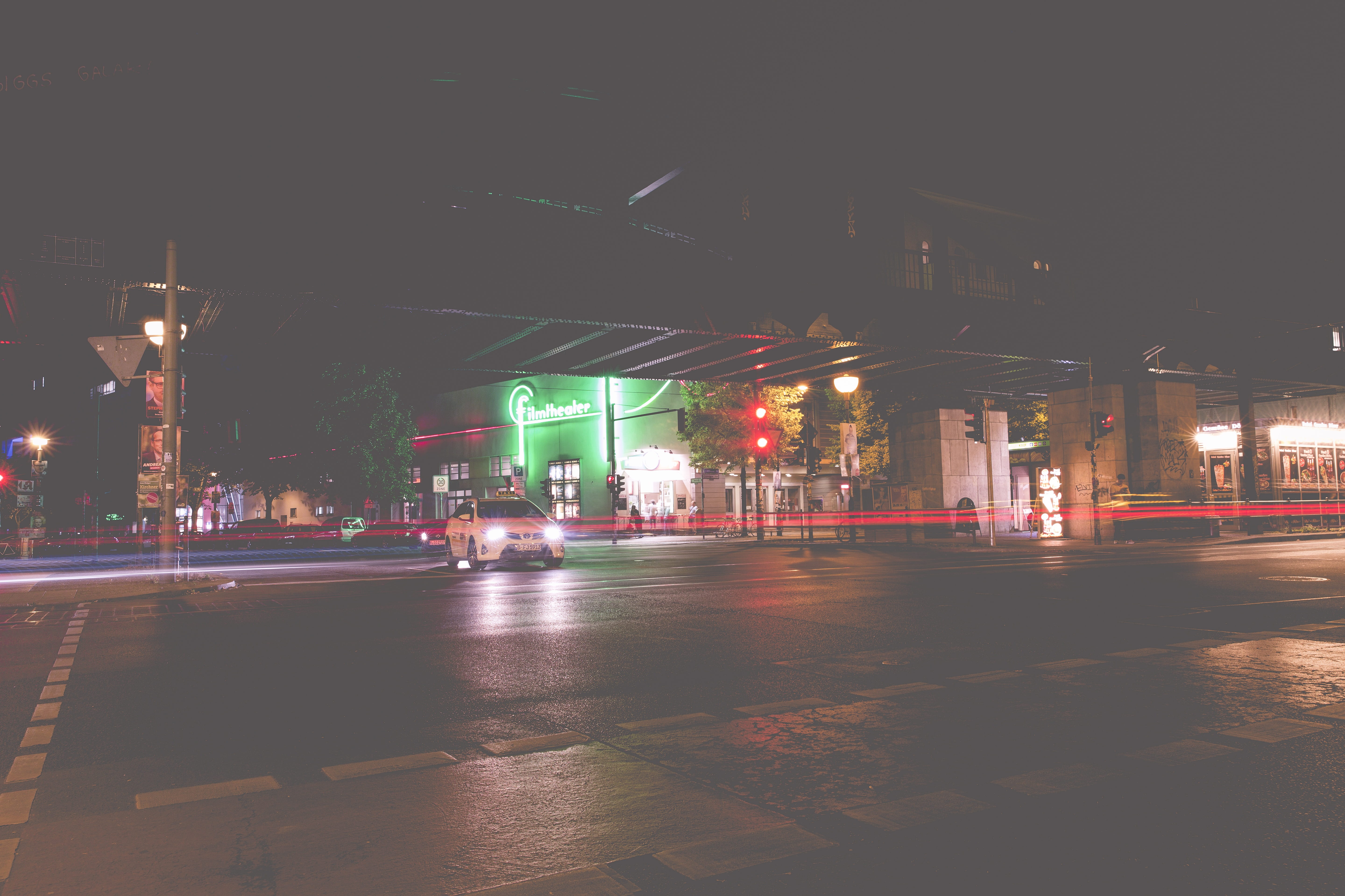 destination, long exposure, transportation, 5K, city, wet, street, rain, night life, gleimstraße, street light, building Exterior, prenzlauerberg, Berlin, HD Wallpaper