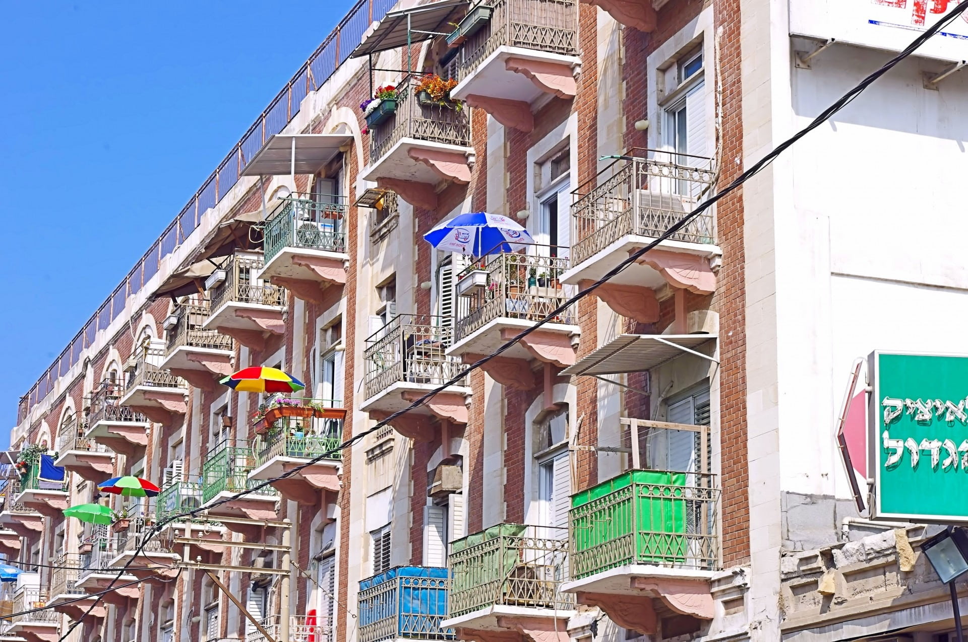 balcony, city, block, urban Scene, window, clear sky, hanging, communication, sky, vacation, flat, residential District, text, outdoors, architecture, no people, HD Wallpaper