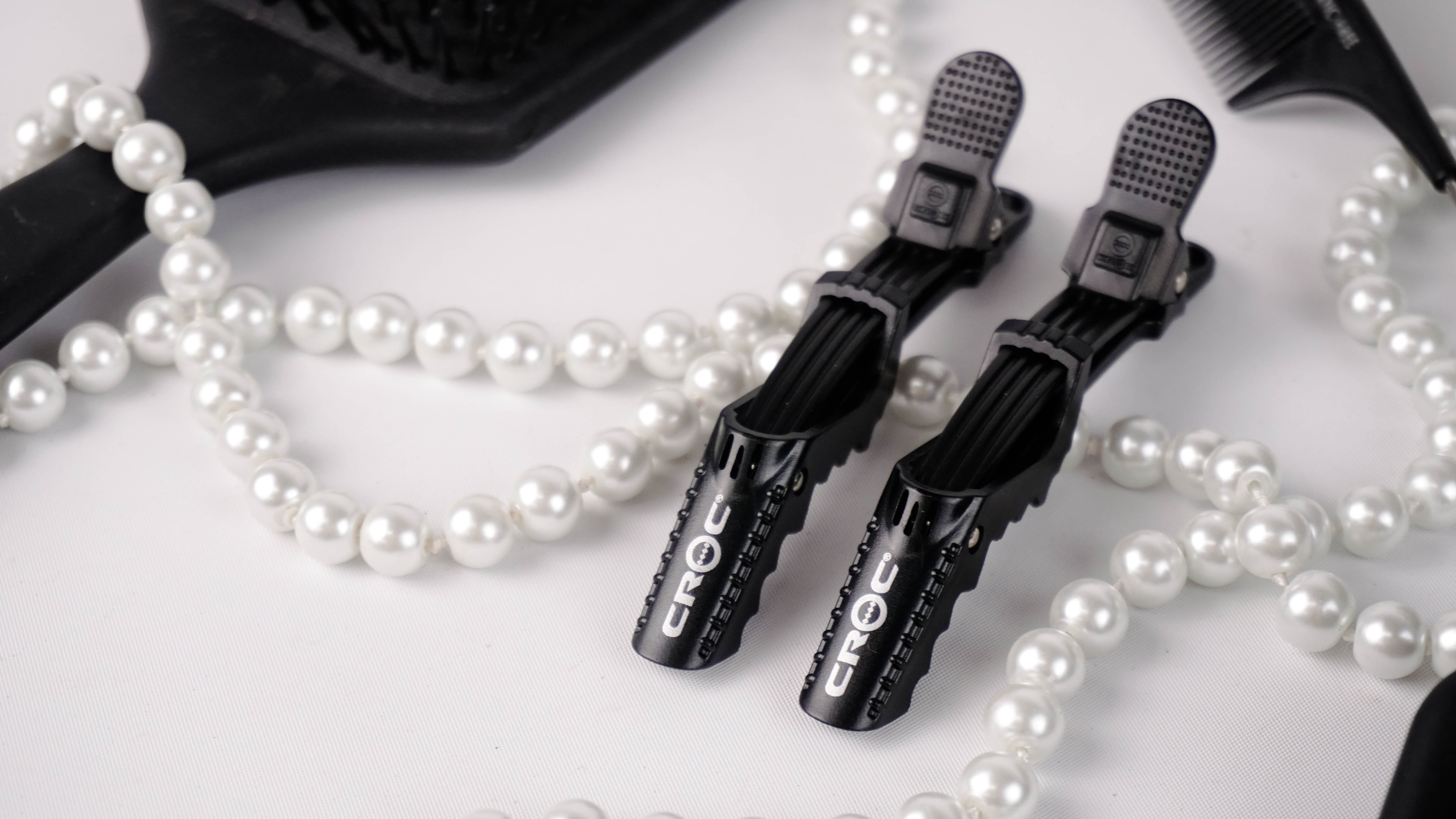 wealth, jewelry, no people, elegance, still life, diamond - gemstone, styling tools, styling, trending, personal accessory, black, close-up, b and w, clean, HD Wallpaper