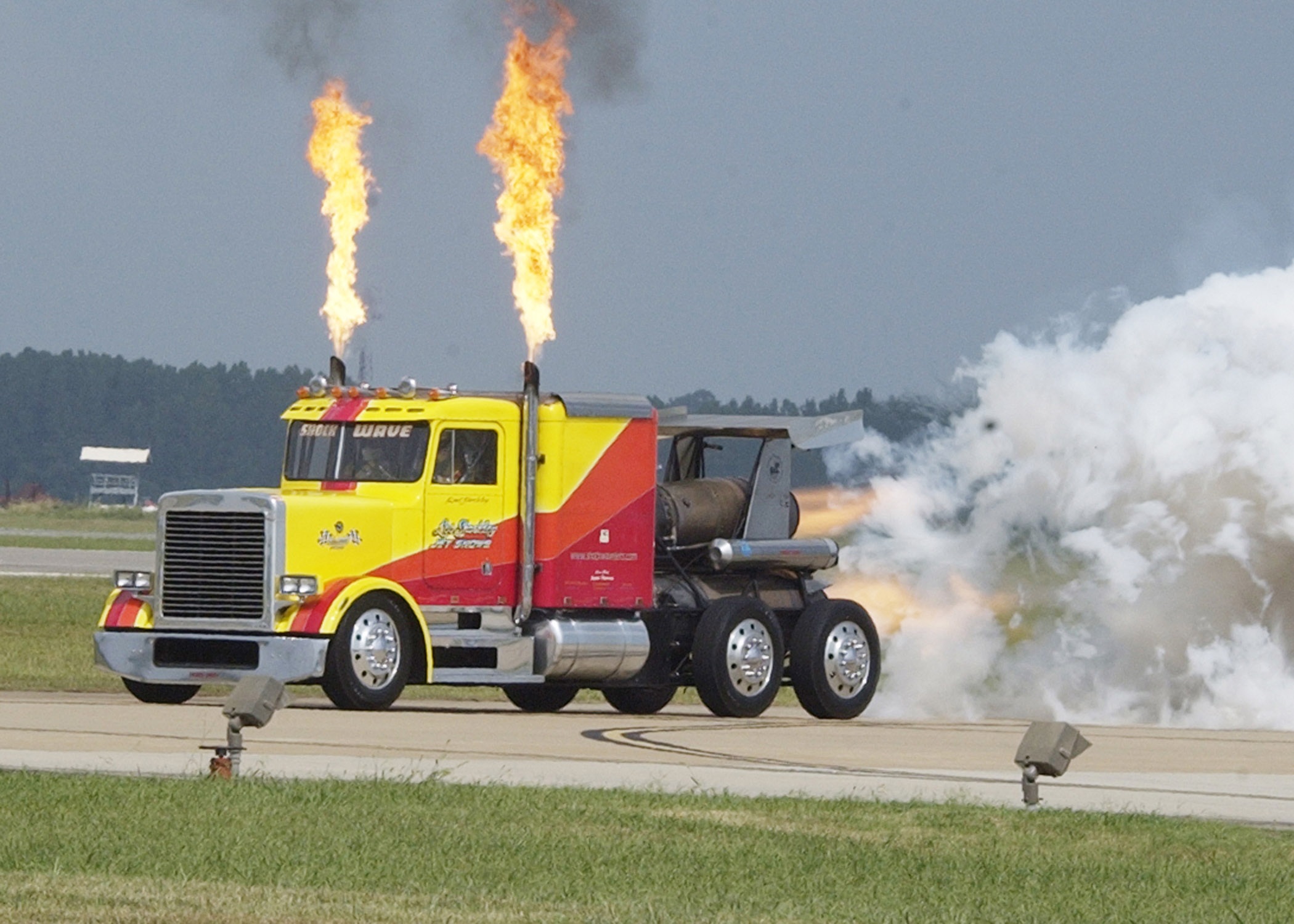 1080P, day, fire, transportation, vehicle, rescue, firefighter, fastest truck, fire - Natural Phenomenon, smoke - Physical Structure, sign, military, jet engines, HD Wallpaper