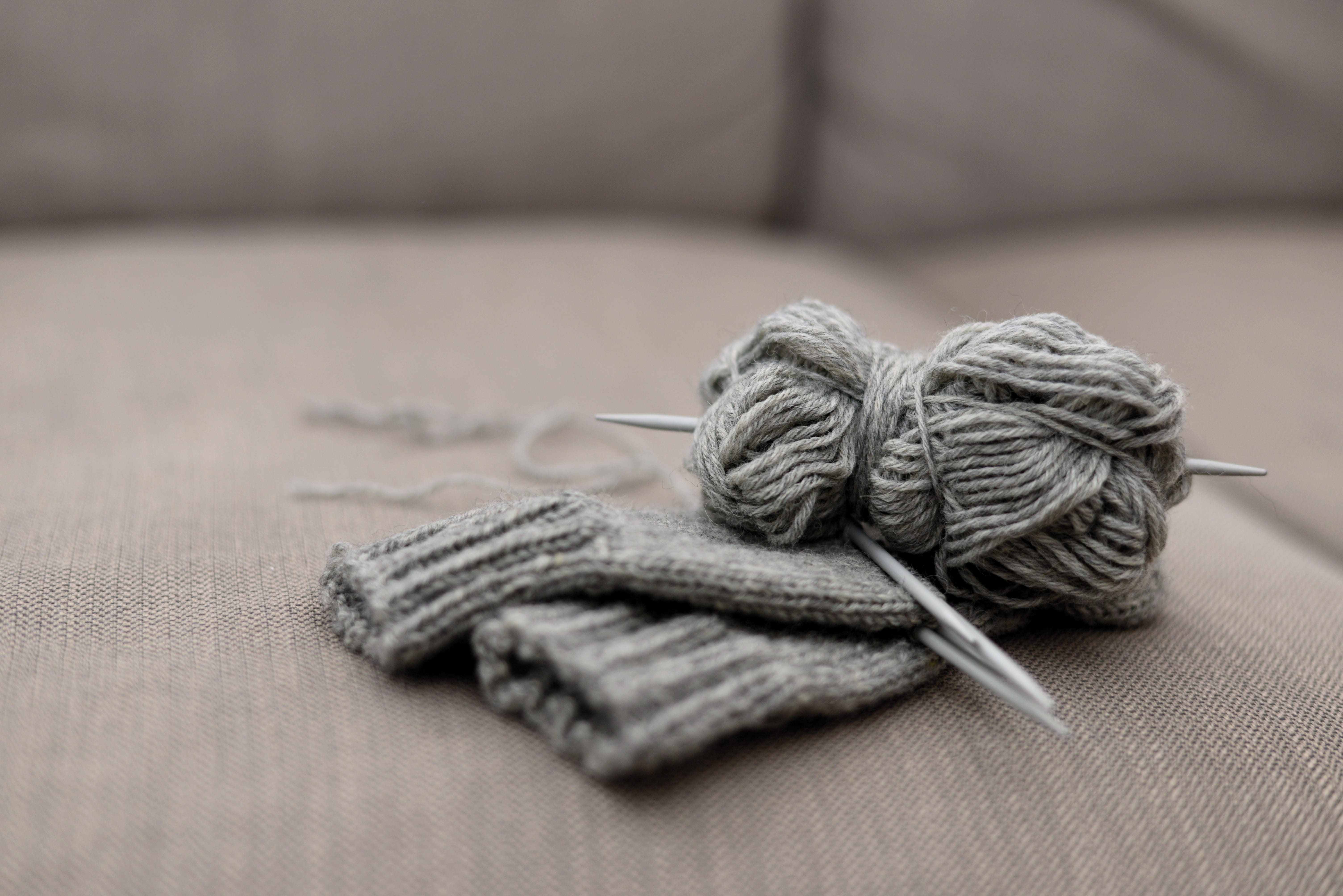 softness, wool, textile, soft, knit, still life, simplicity, focus on foreground, close-up, hand labor, knitting, craft, needle, 5K, knitwear, material, HD Wallpaper