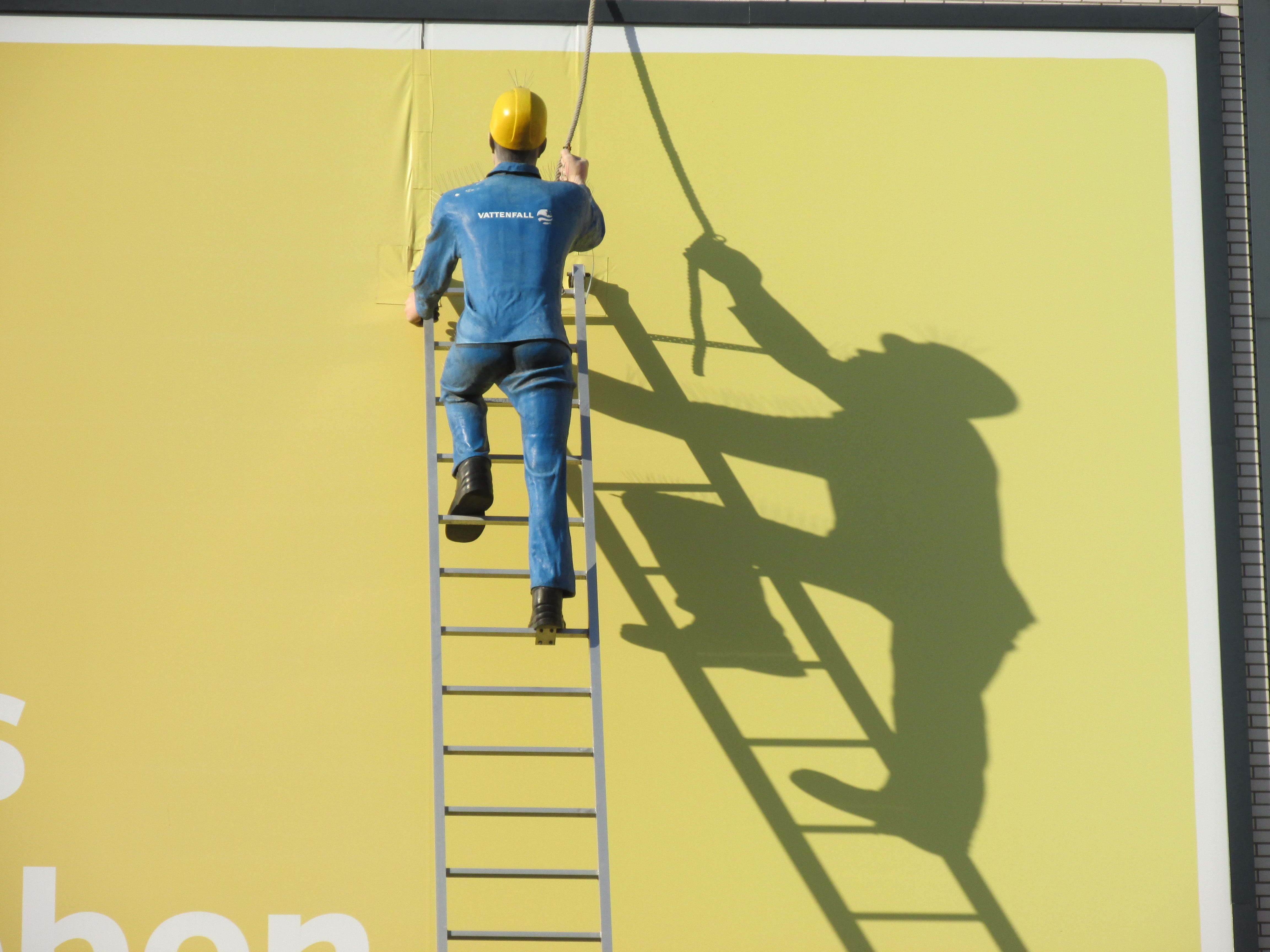 yellow, 4K, wall - building feature, men, one person, casual clothing, architecture, day, figure, shadow, full length, balance, 3d, sign, real people, HD Wallpaper