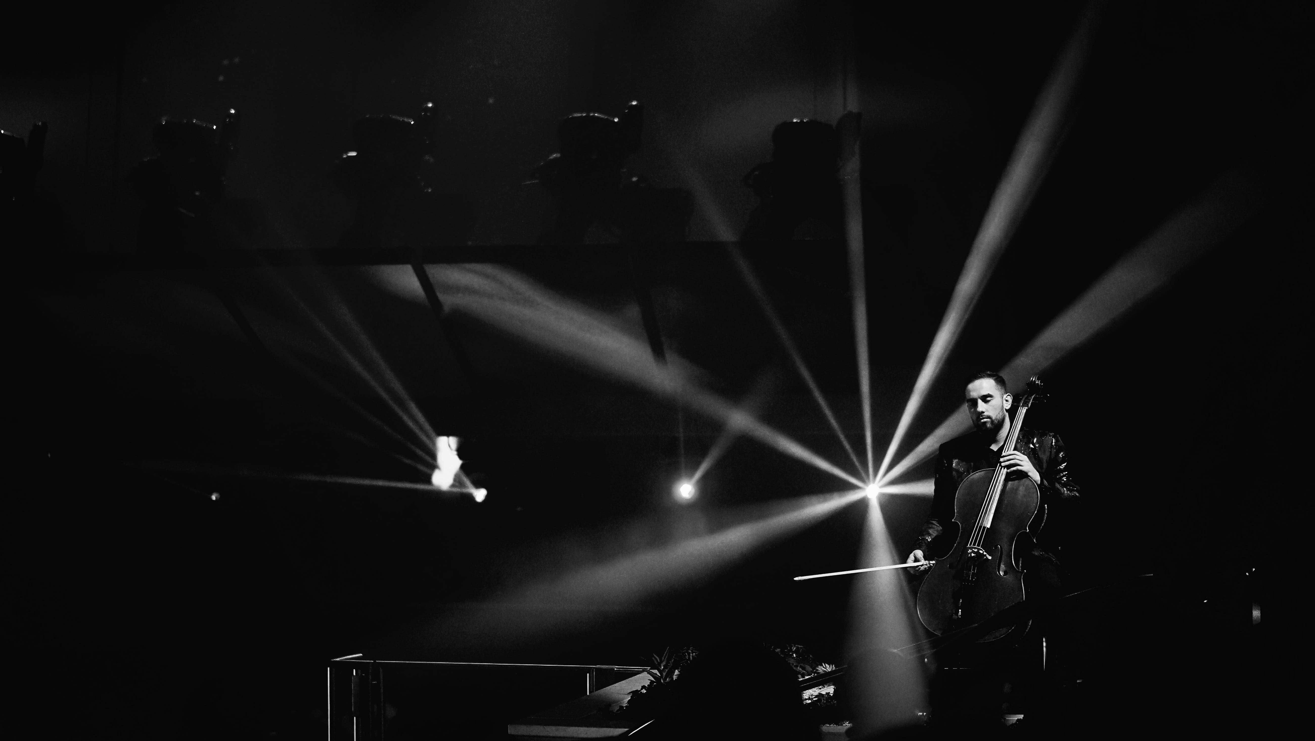 illuminated, lighting Equipment, arts culture and entertainment, event, stage Light, Music Concert, man, enjoyment, night, nightlife, music festival, musical instrument, HD Wallpaper