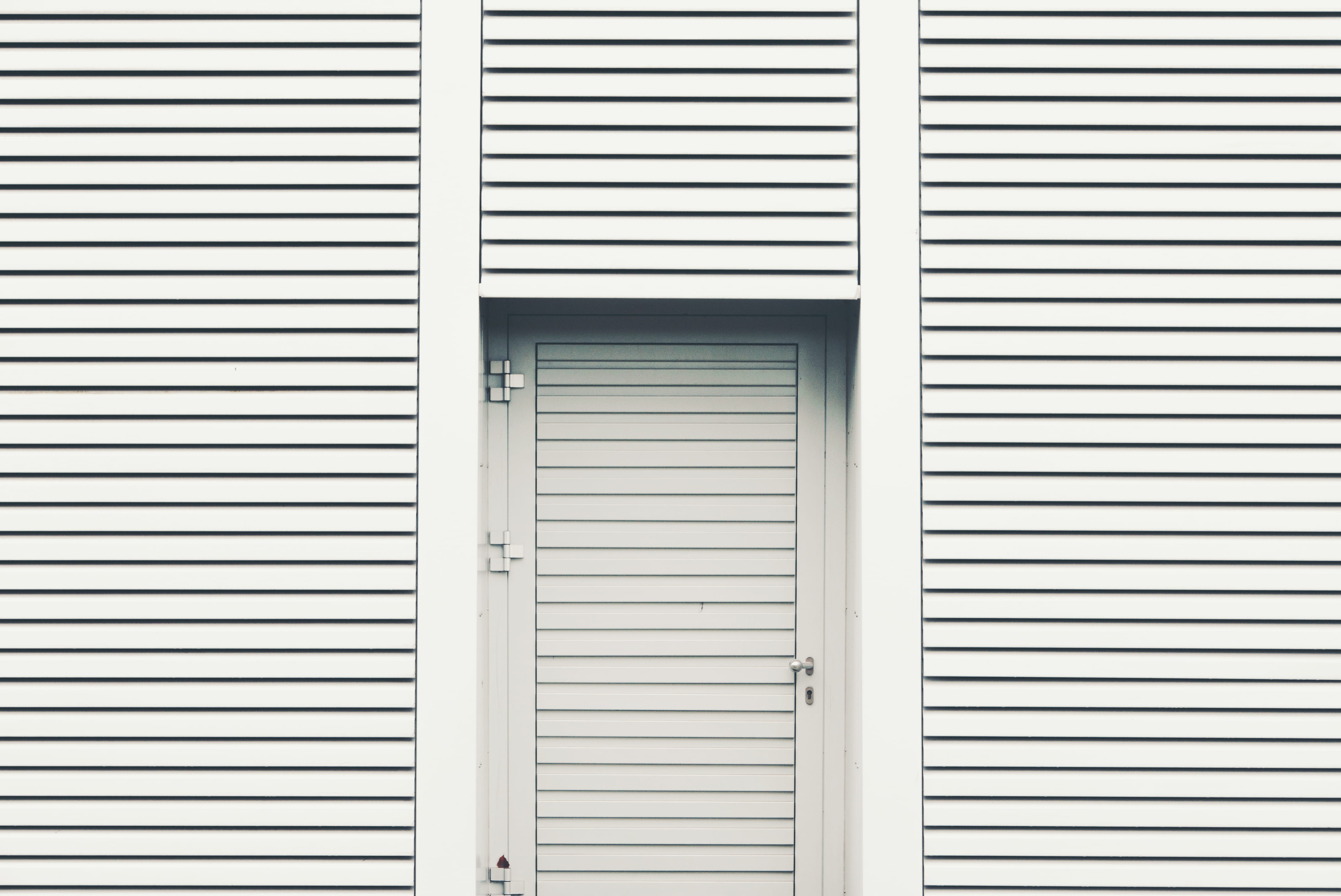 safety, no people, white color, clean, entrance, door, outdoors, shutter, architecture, germany, design, closed, wall, building, full frame, line, privacy, HD Wallpaper