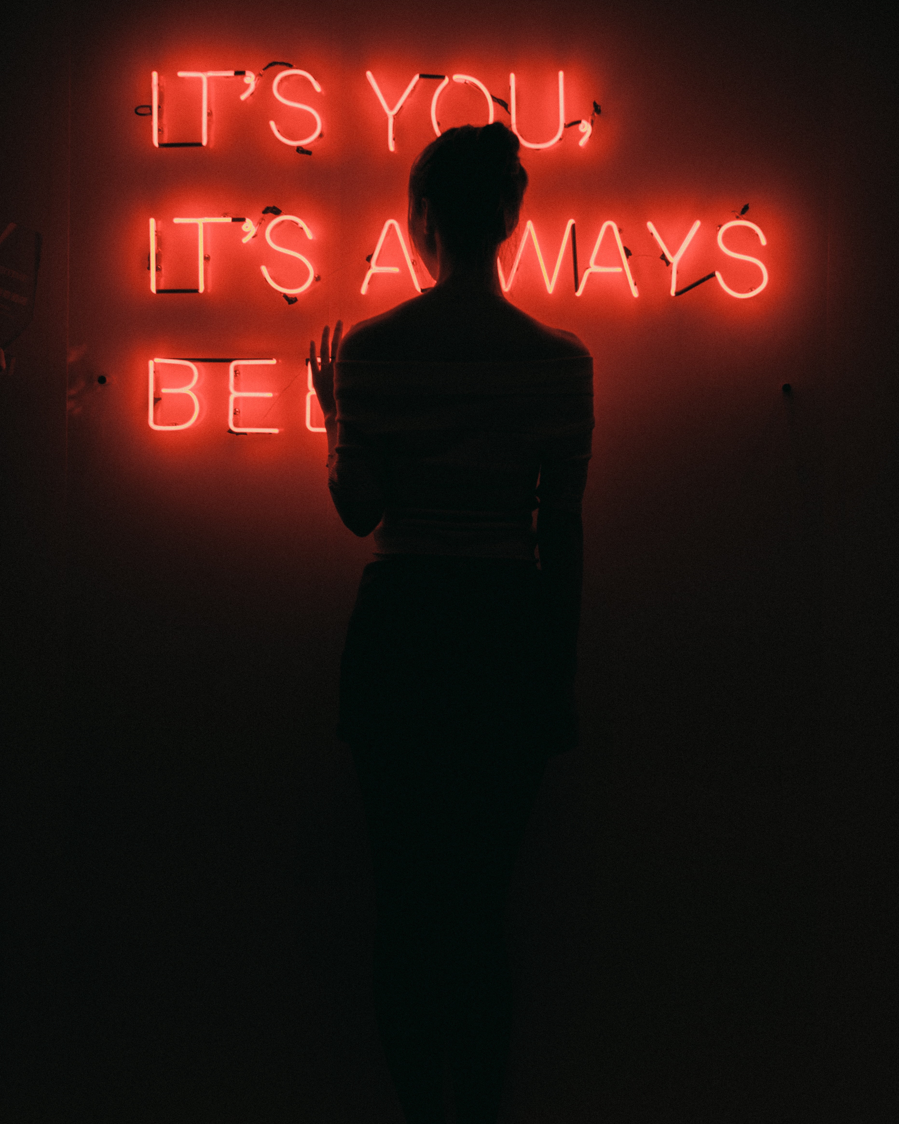 red, 4K, dark, people, night, symbol, wall, sign, black Color, backgrounds, men, rear view, light - Natural Phenomenon, ideas, illuminated, love, glowing, Phone HD Wallpaper