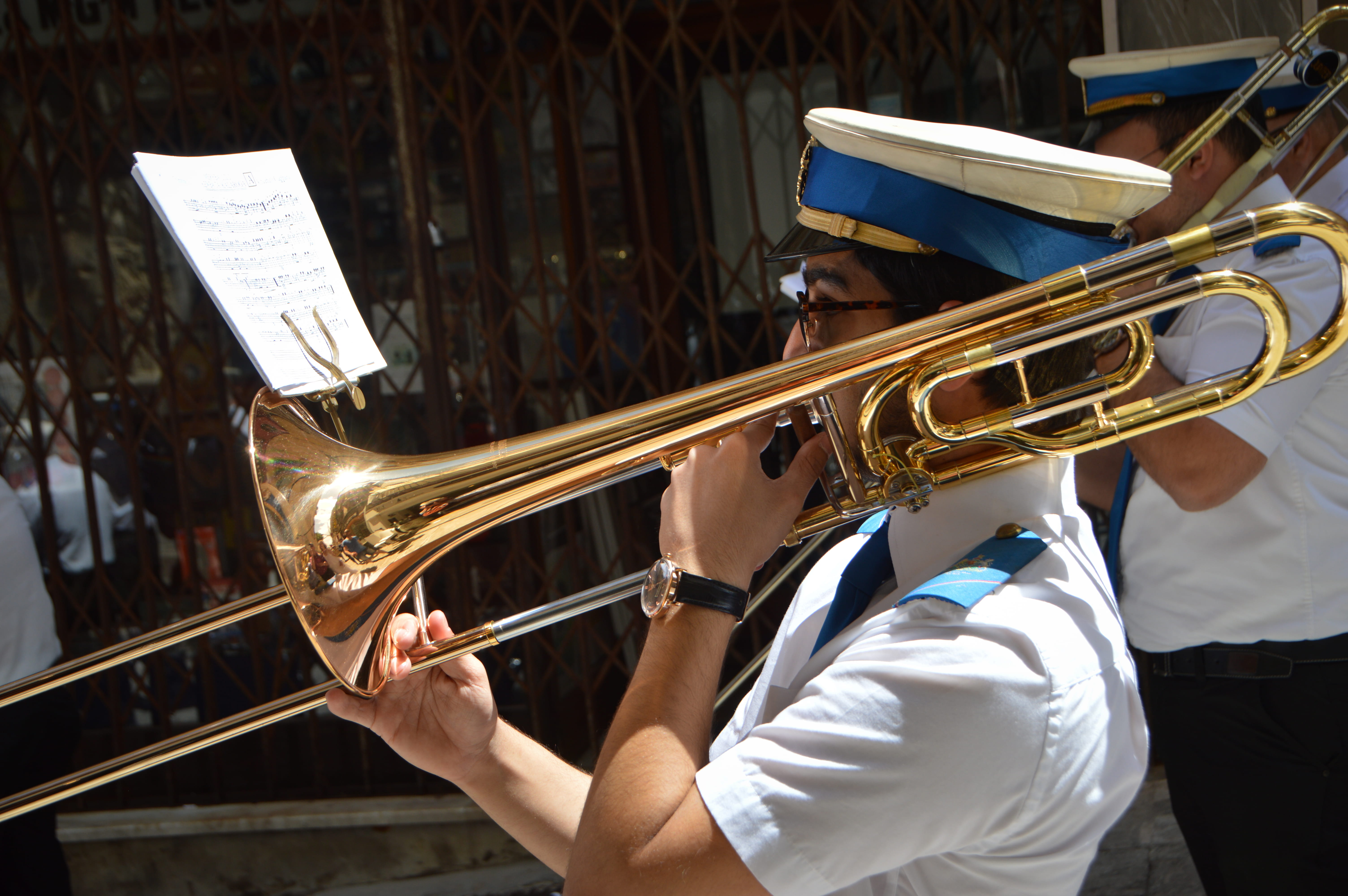 teenager, arts culture and entertainment, performance, loud, real people, occupation, holding, one person, trumpet, concentration, brass instrument, indoors, HD Wallpaper