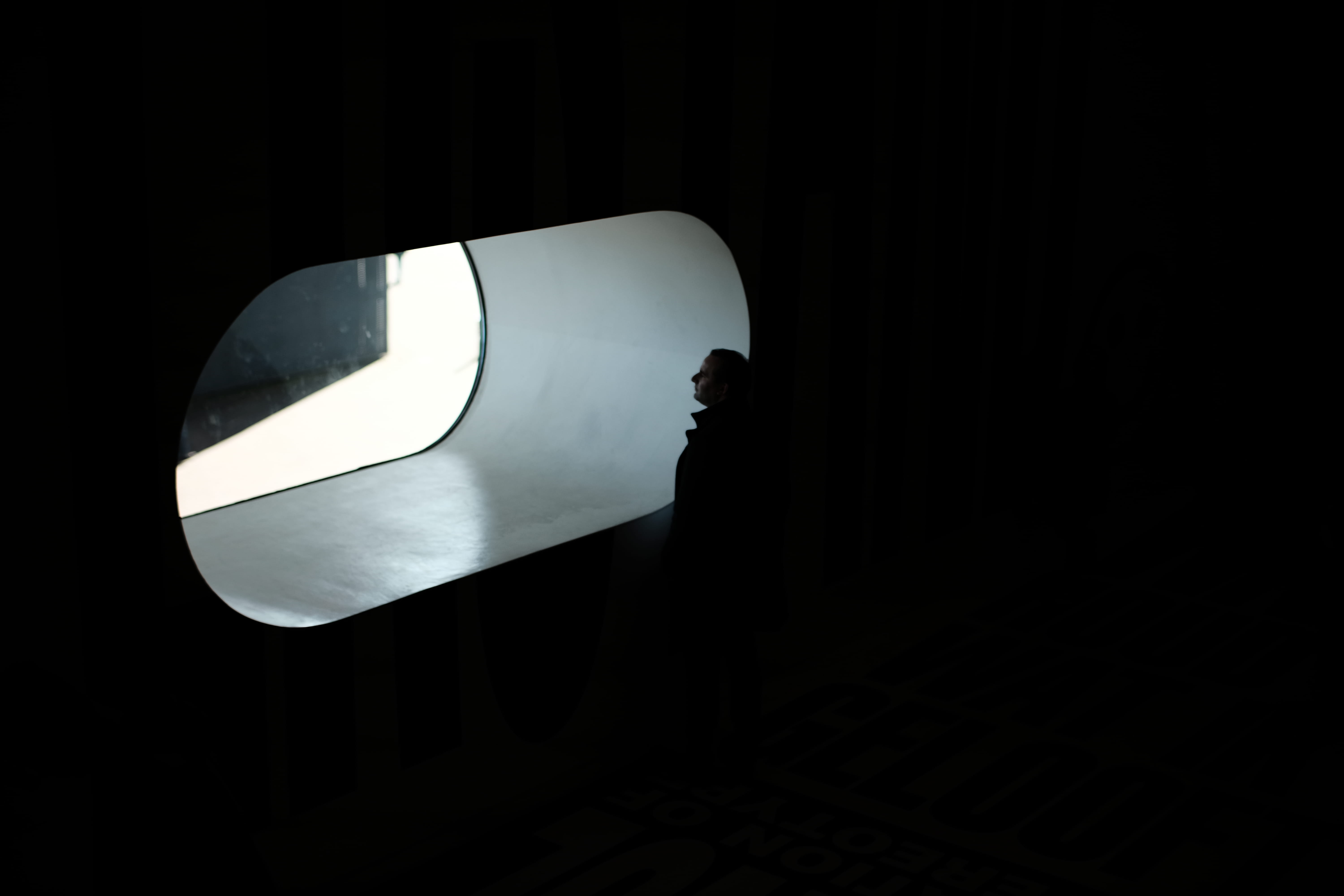 aluminium, cylinder, domestic room, side view, letterbox, illuminated, men, studio shot, shadow, profile, architecture, lighting equipment, standing, one person, HD Wallpaper