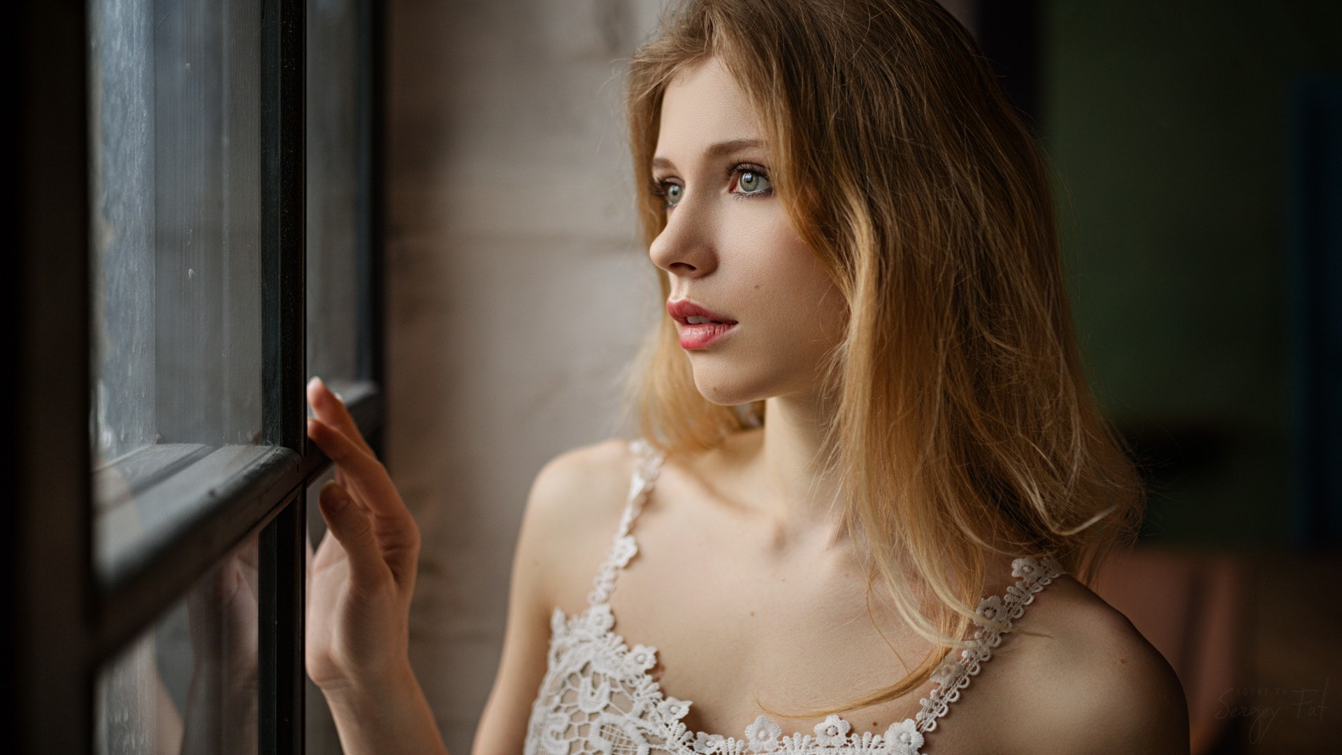 Sergey Fat, women, 1080P, looking away, portrait, blonde, HD Wallpaper
