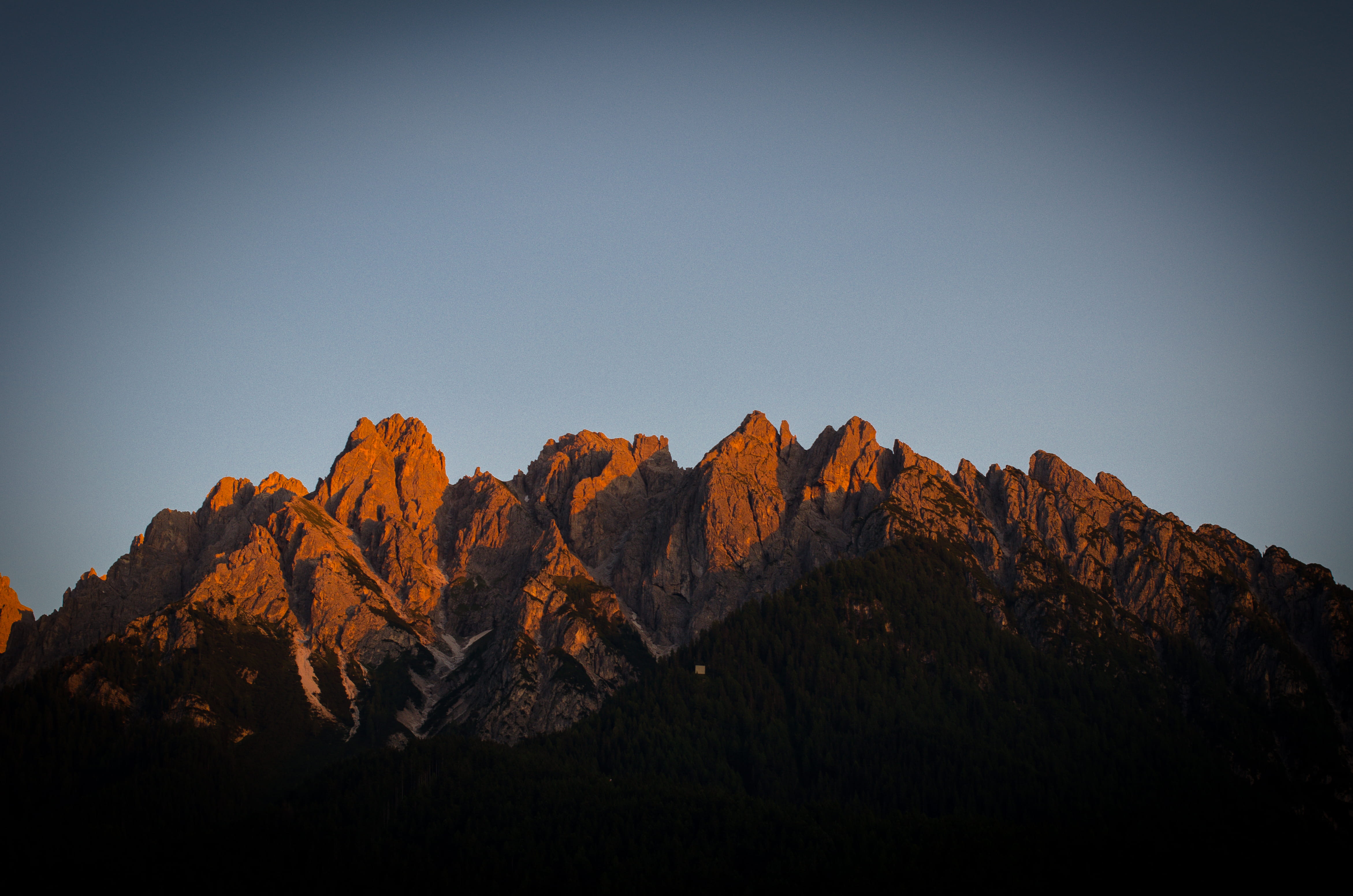 rock, rugged, environment, travel destinations, scenics - nature, crest, formation, brown, travel, tranquility, dusk, clear sky, italy, 4K, bendandi, time, HD Wallpaper