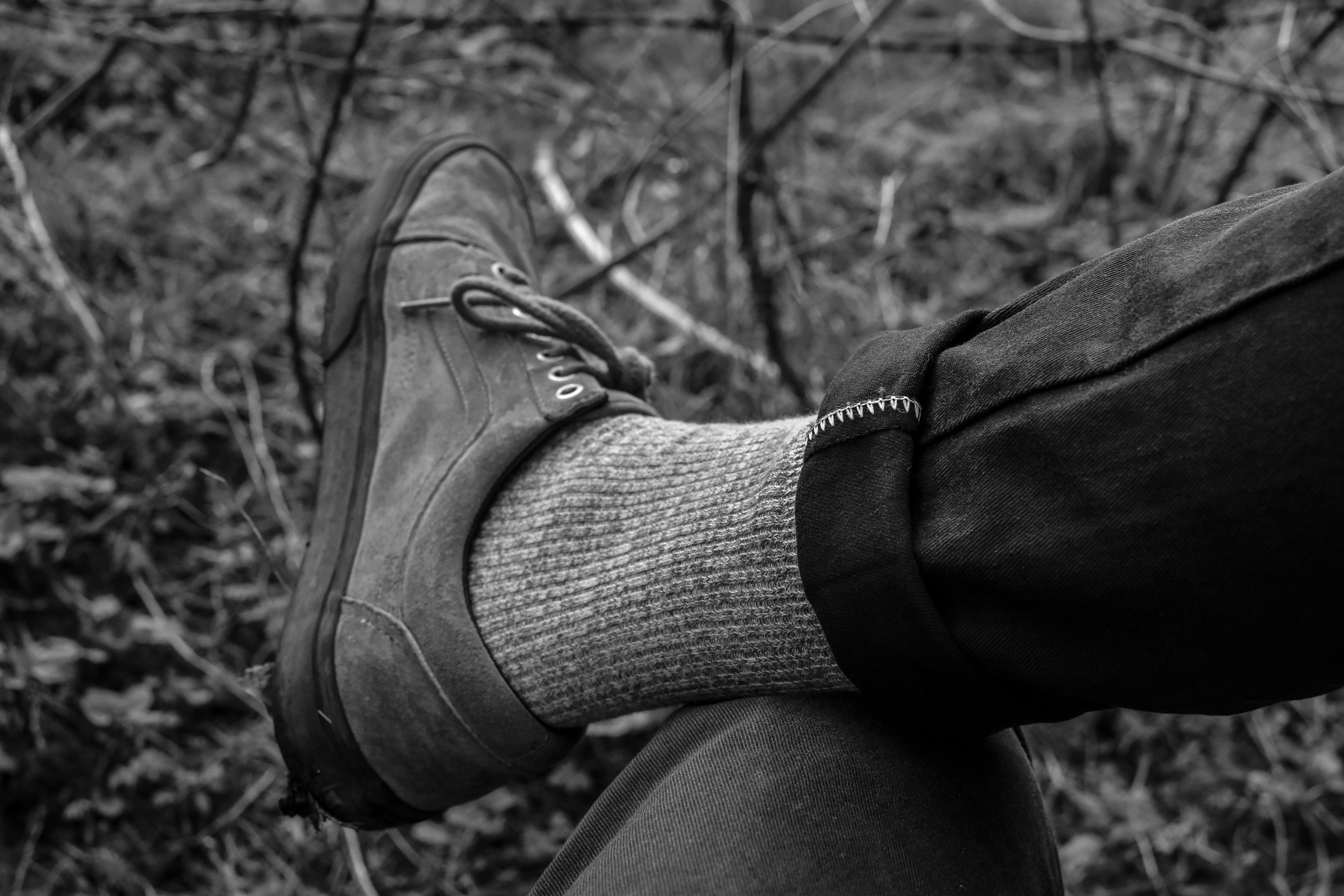 jeans, nature, one person, day, pants, male, grass, human limb, personal perspective, focus on foreground, socks, men, barbed, fold, man, legs, human foot, HD Wallpaper