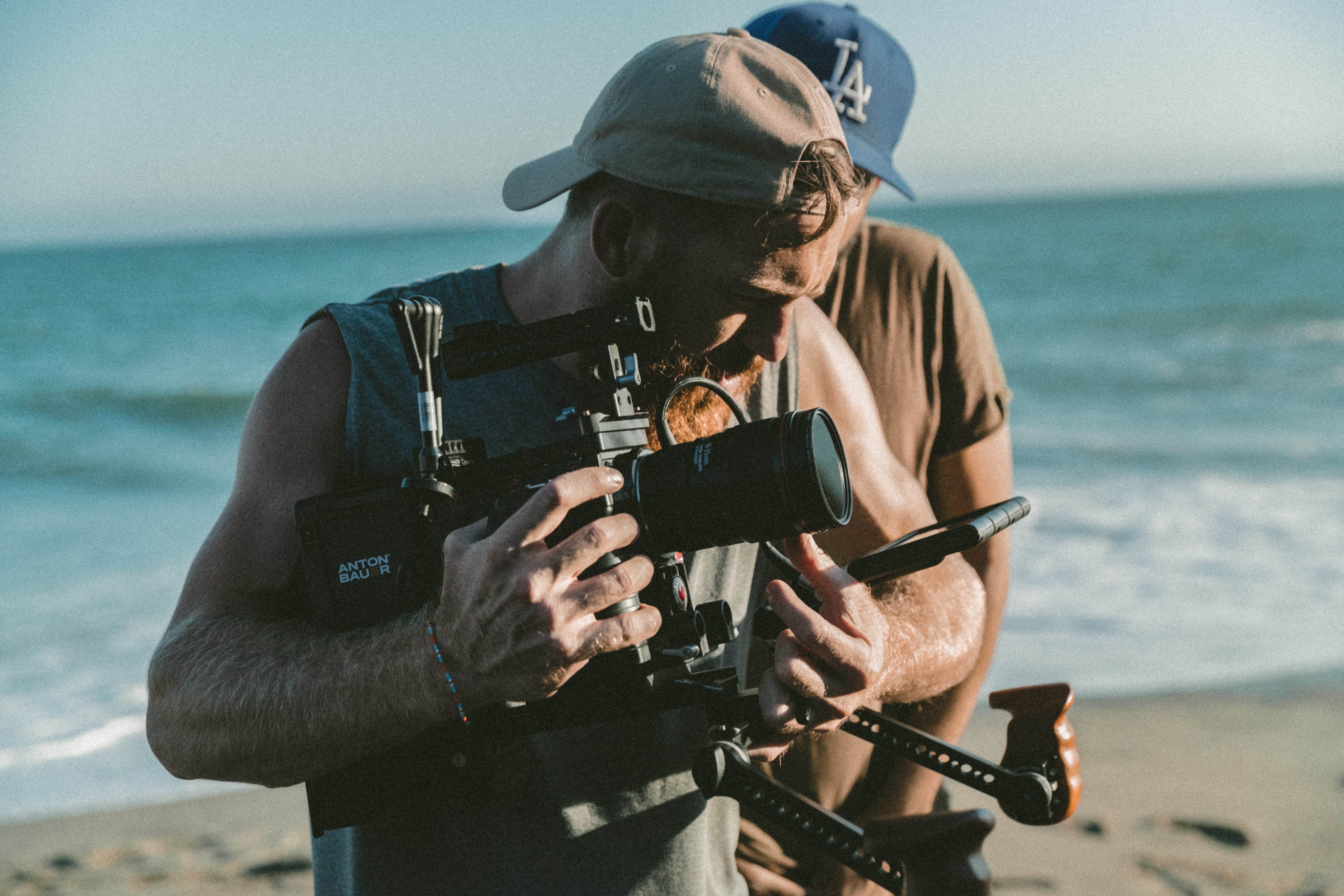 video gear, 5K, man, sea, photography themes, digital single-lens reflex camera, cameraman, film camera, filming, nature, camera - photographic equipment, HD Wallpaper
