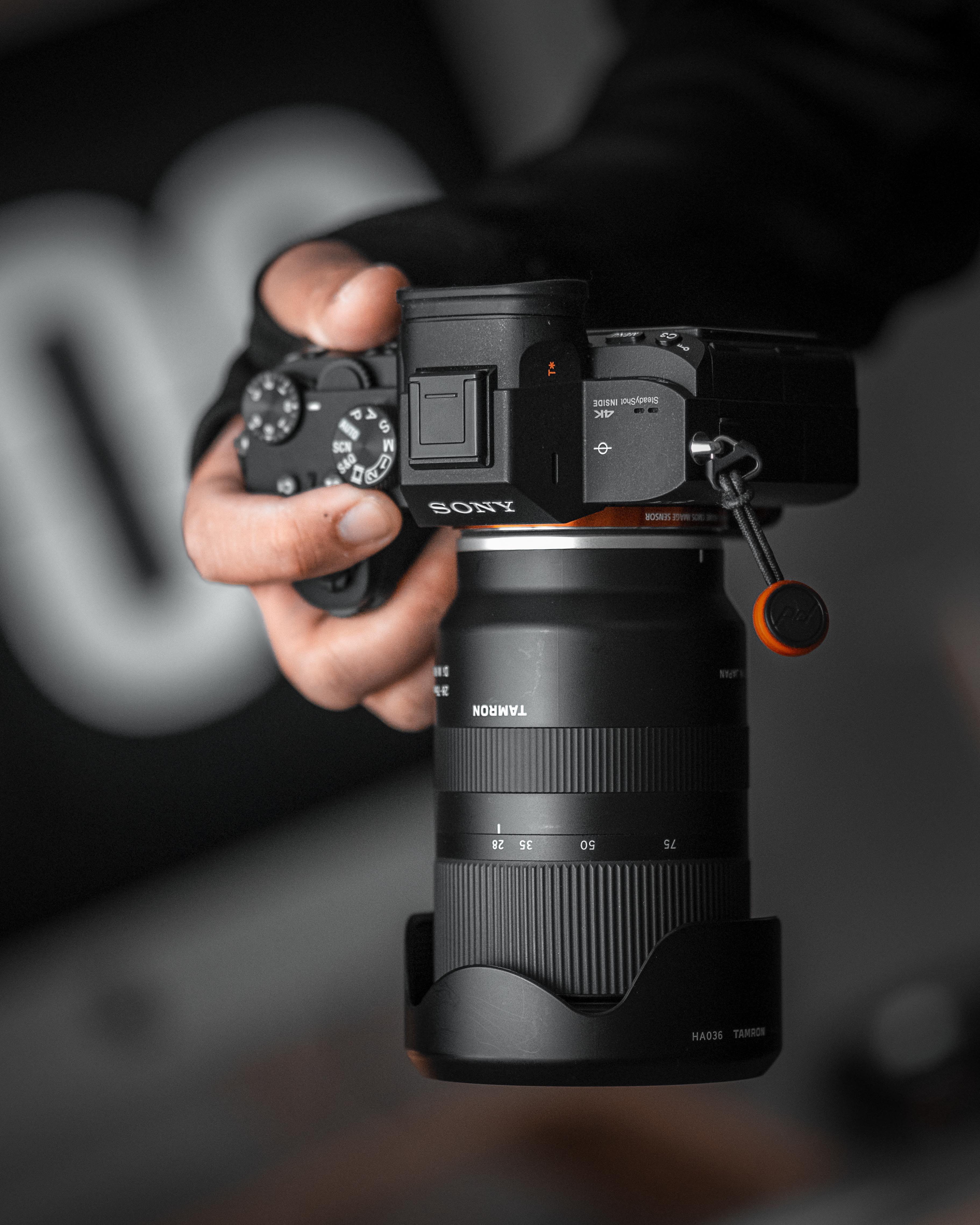 4K, sony, photographic equipment, occupation, home video camera, person, video, hand, camera operator, people, men, holding, camera, close-up, arts culture and entertainment, Phone HD Wallpaper