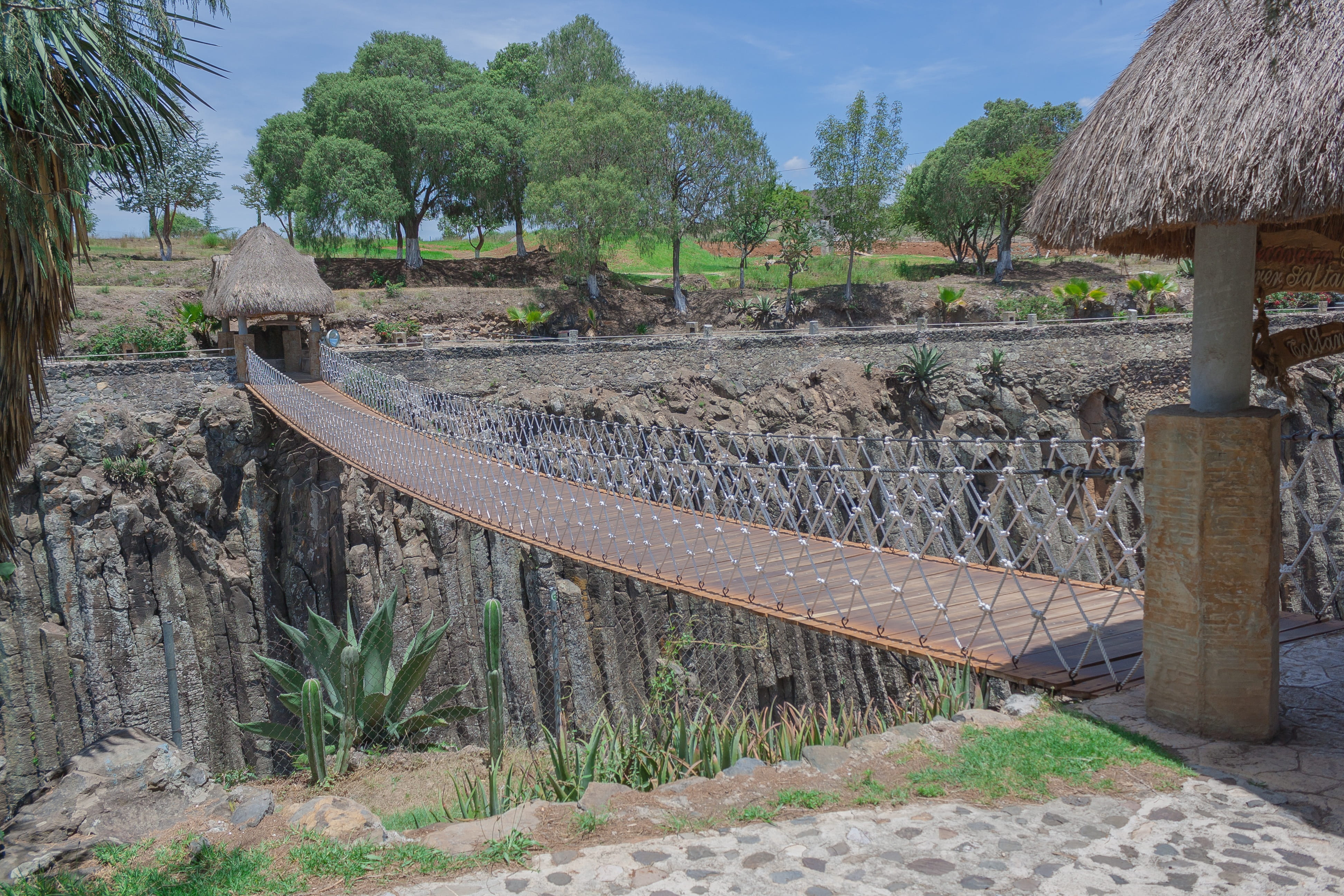 history, outdoors, sunlight, thatched roof, water, stones, nature, cascade, old, growth, waterfall, abandoned, 4K, colorful, tree, mexico, roof, river, HD Wallpaper