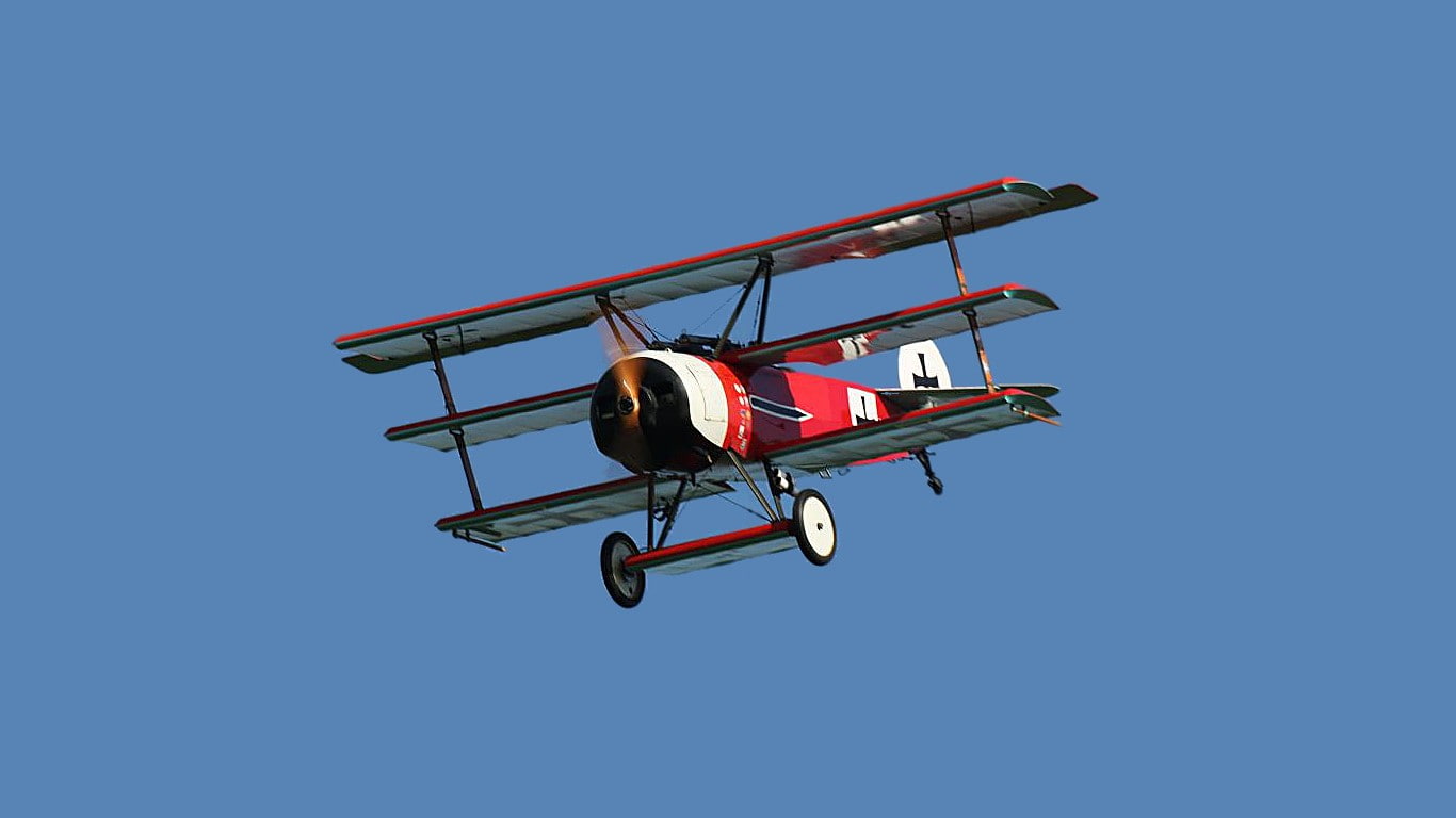 clear sky, air vehicle, outdoors, 720P, day, nature, blue, flying, red, mid-air, mode of transportation, sunny, sunlight, propeller, no people, low angle view, HD Wallpaper