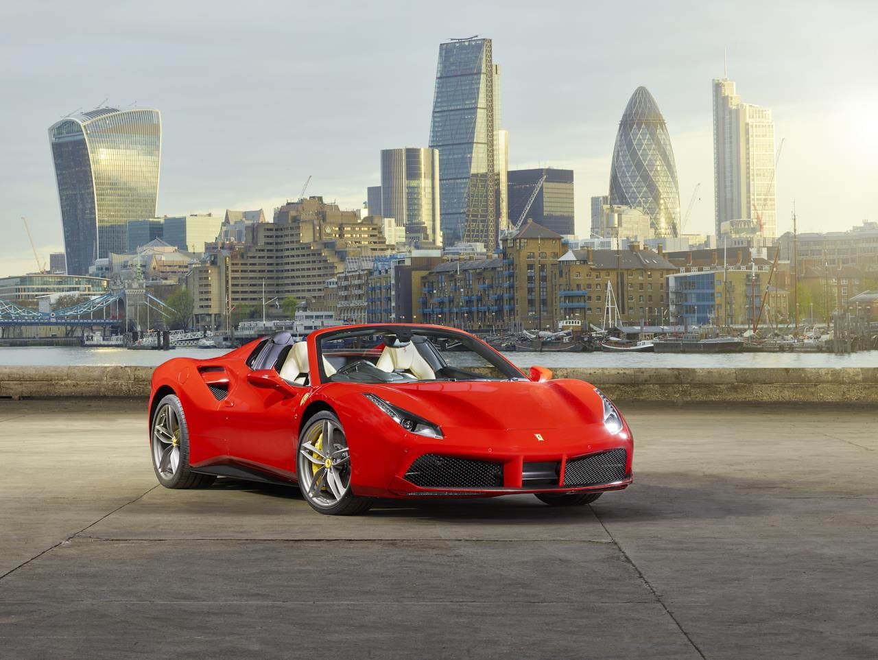 spider, 720P, pista, london, car, ferrari, HD Wallpaper