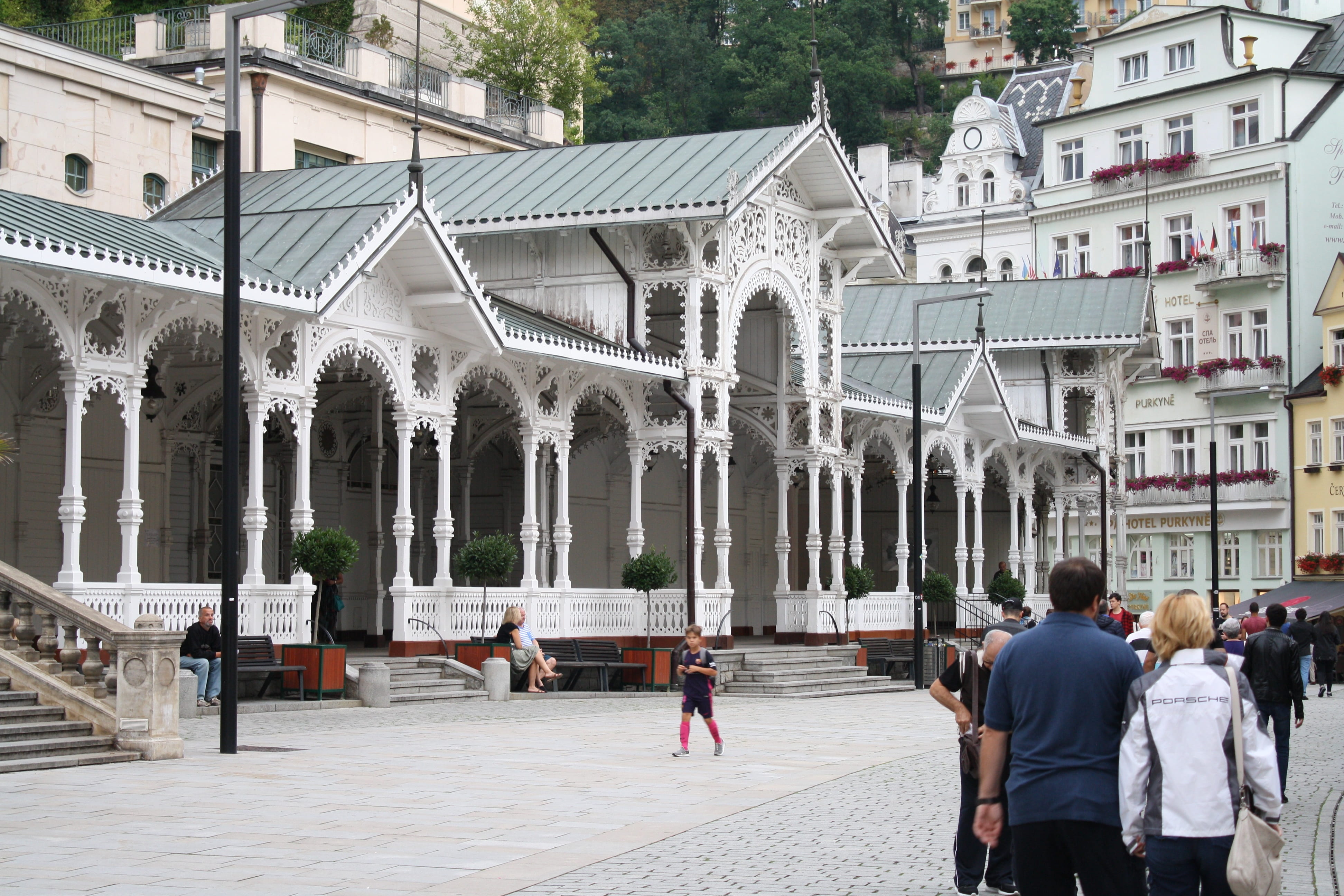 group of people, lifestyles, spirituality, men, real people, architectural column, karlovy vary, day, nature, city, adult, czech republic, built structure, HD Wallpaper