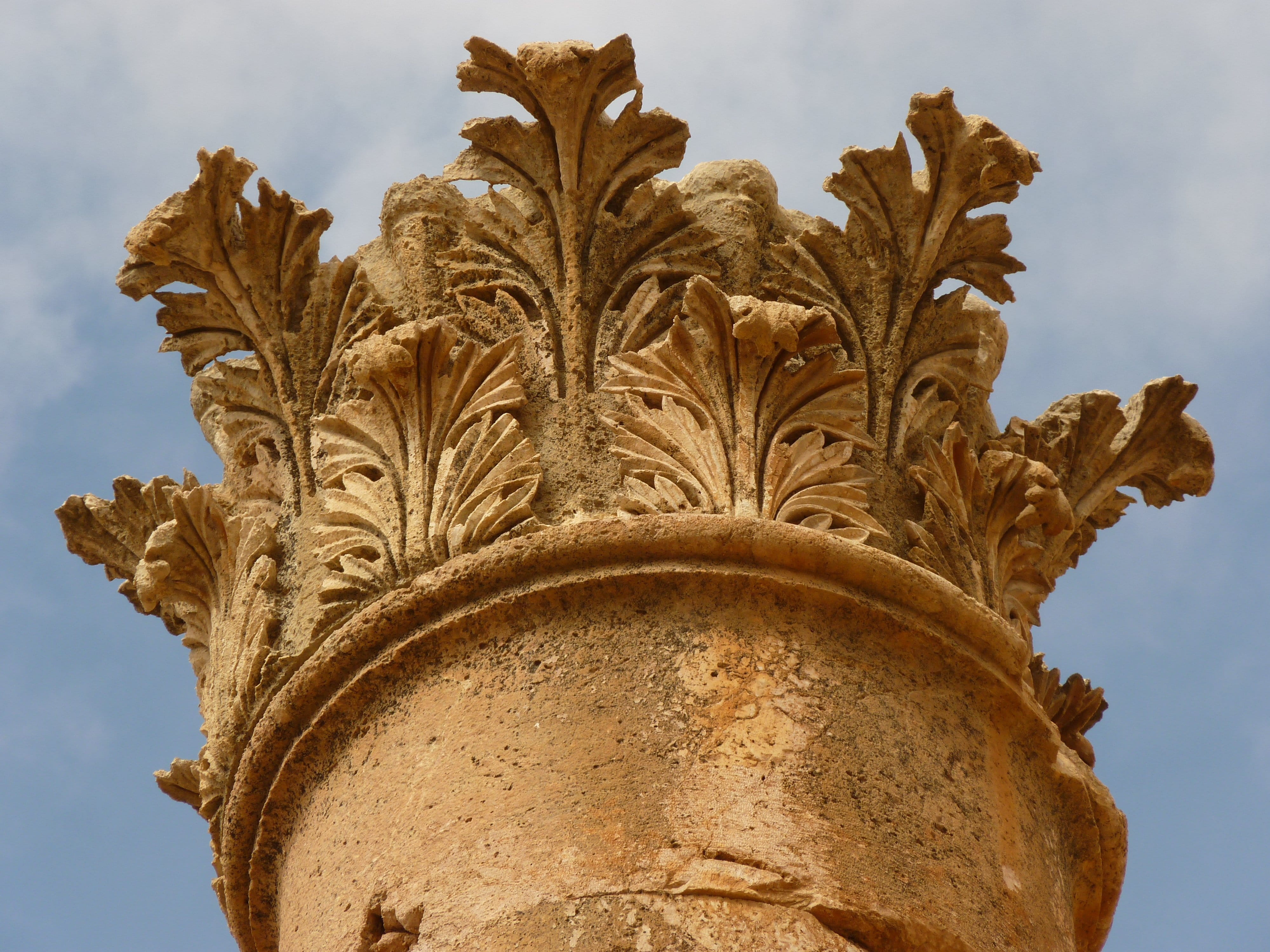 architecture, representation, acanthus, jordan, built structure, craft, outdoors, ornate, ornament, jerash, day, travel destinations, corinthian, ruin, HD Wallpaper