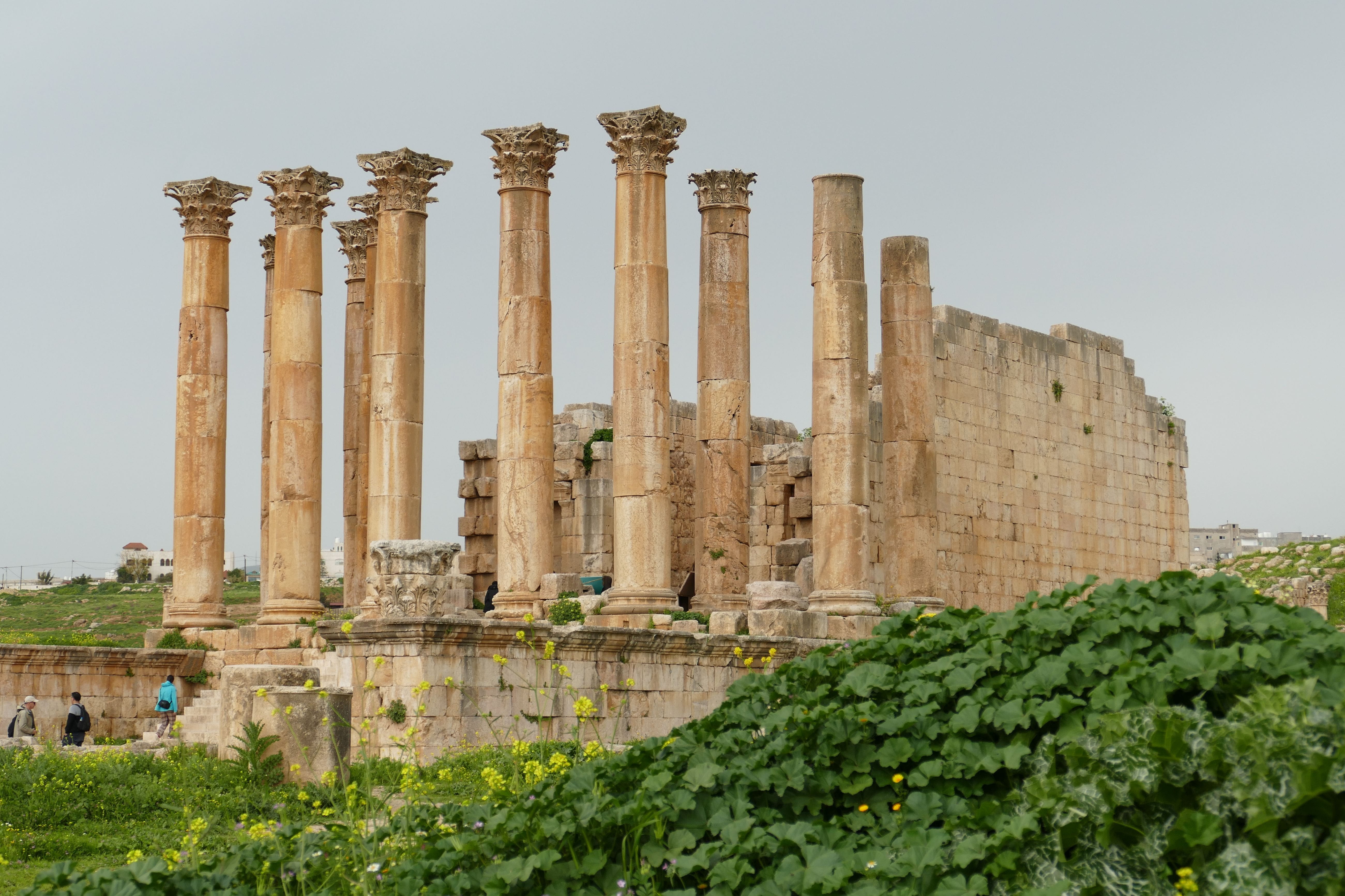 antiquity, outdoors, no people, building exterior, travel, plant, built structure, jordan, artemis, tourism, pillar, temple, corinthian, architectural column, HD Wallpaper